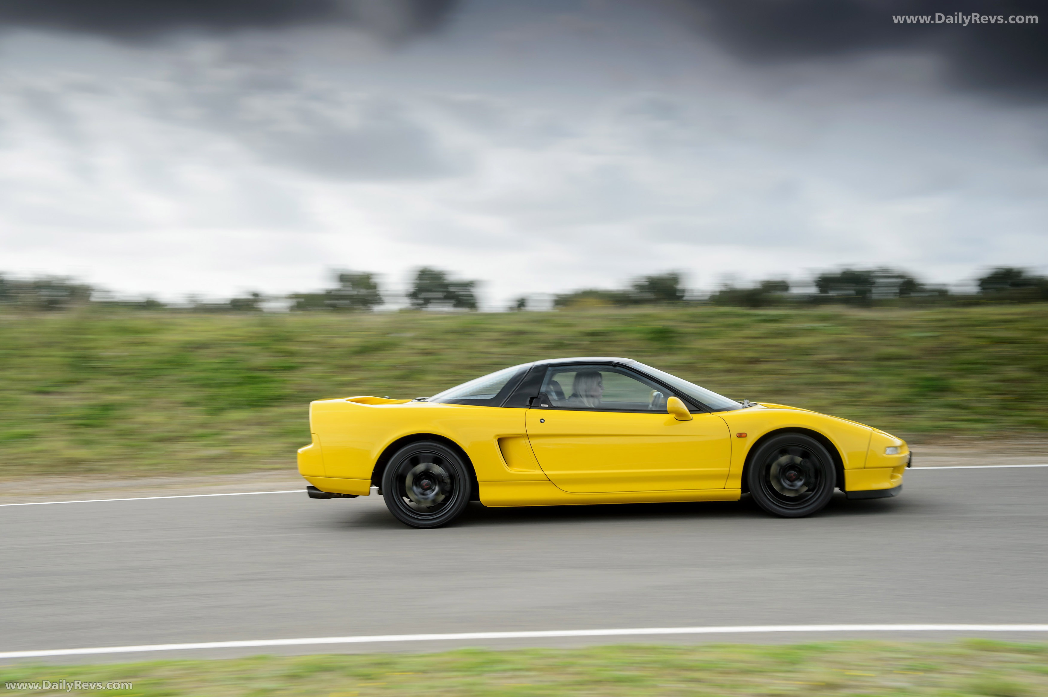 1992 Honda NSX-R Side View