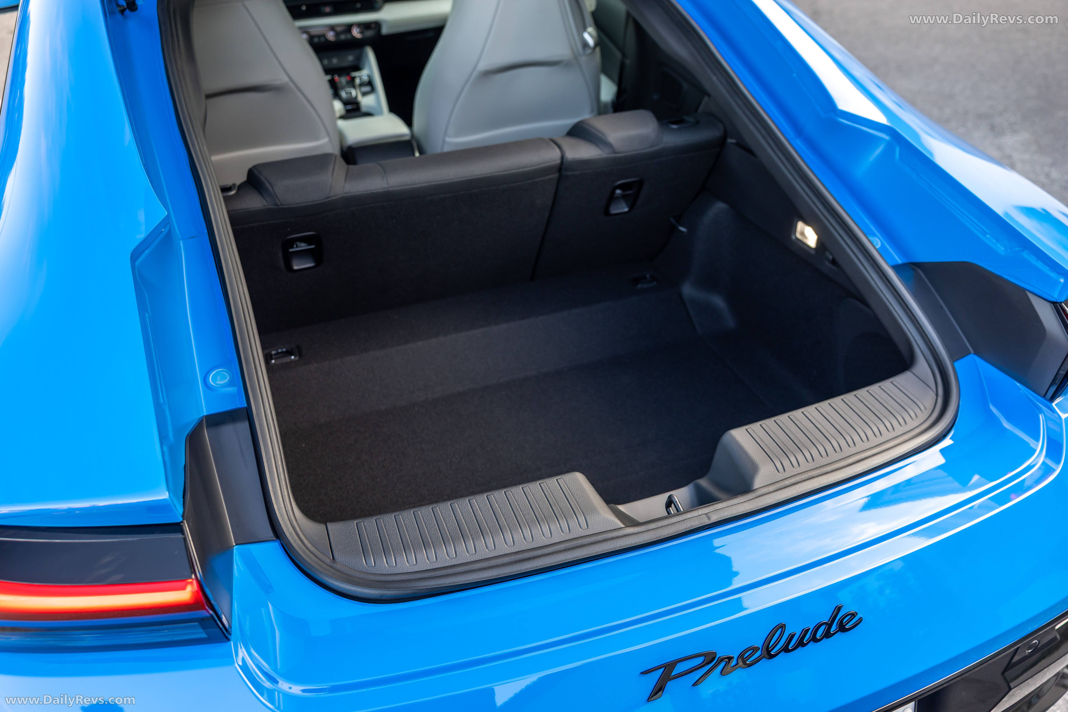 2026 Honda Prelude eHEV European Version Interior
