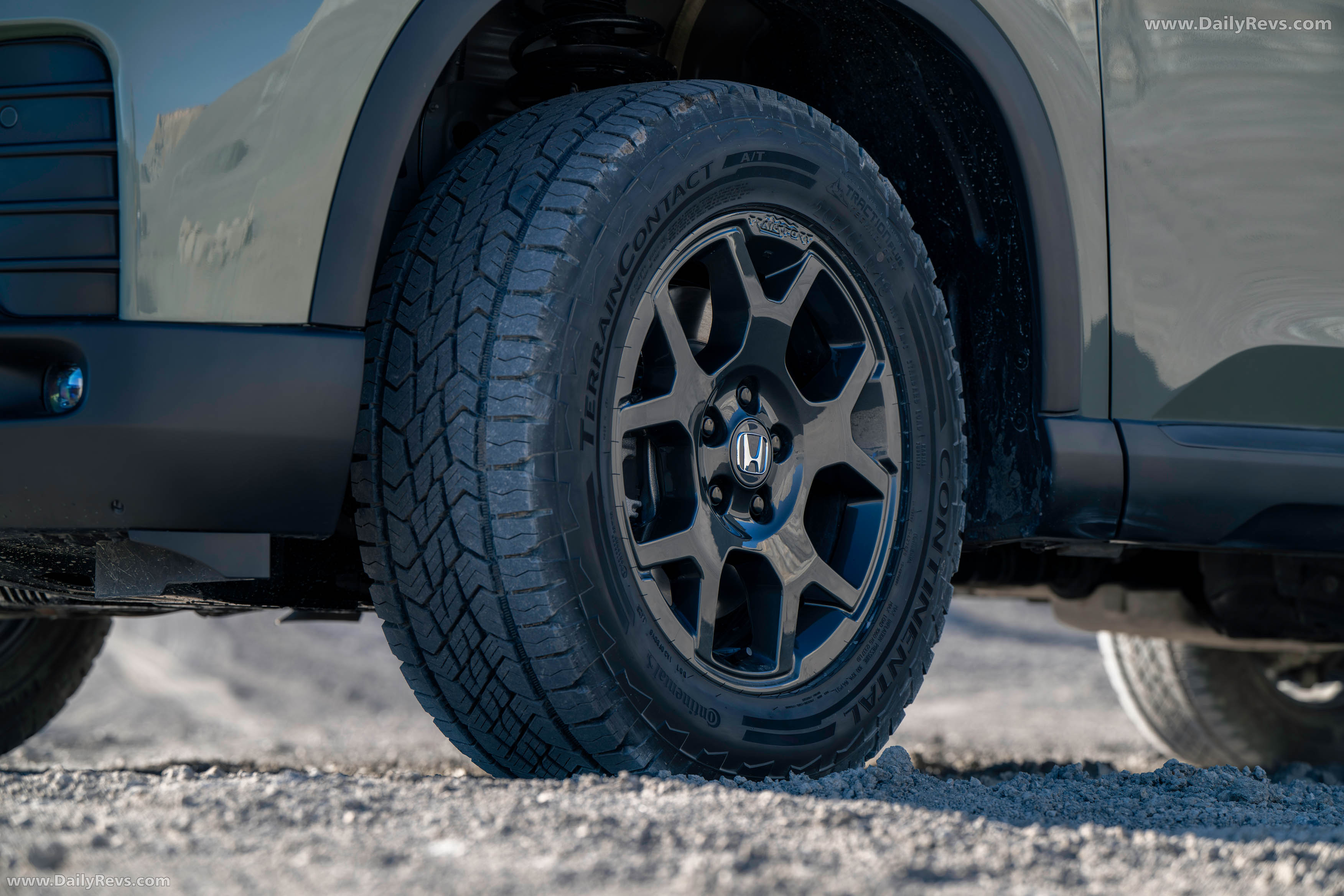 2026 Honda Pilot TrailSport Exterior