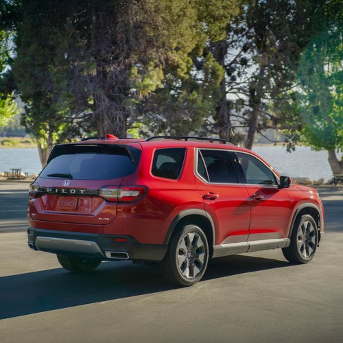 2026 Honda Pilot Elite Rear View