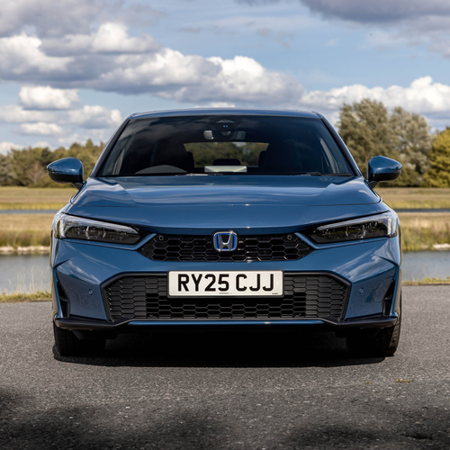 2025 Honda Civic eHEV UK Version Front View