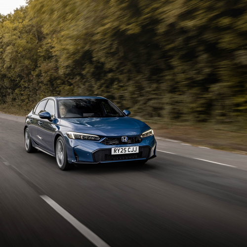 2025 Honda Civic eHEV UK Version Front View