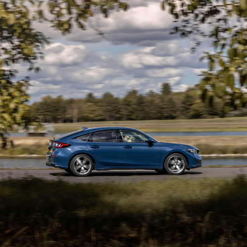 2025 Honda Civic eHEV UK Version Side View