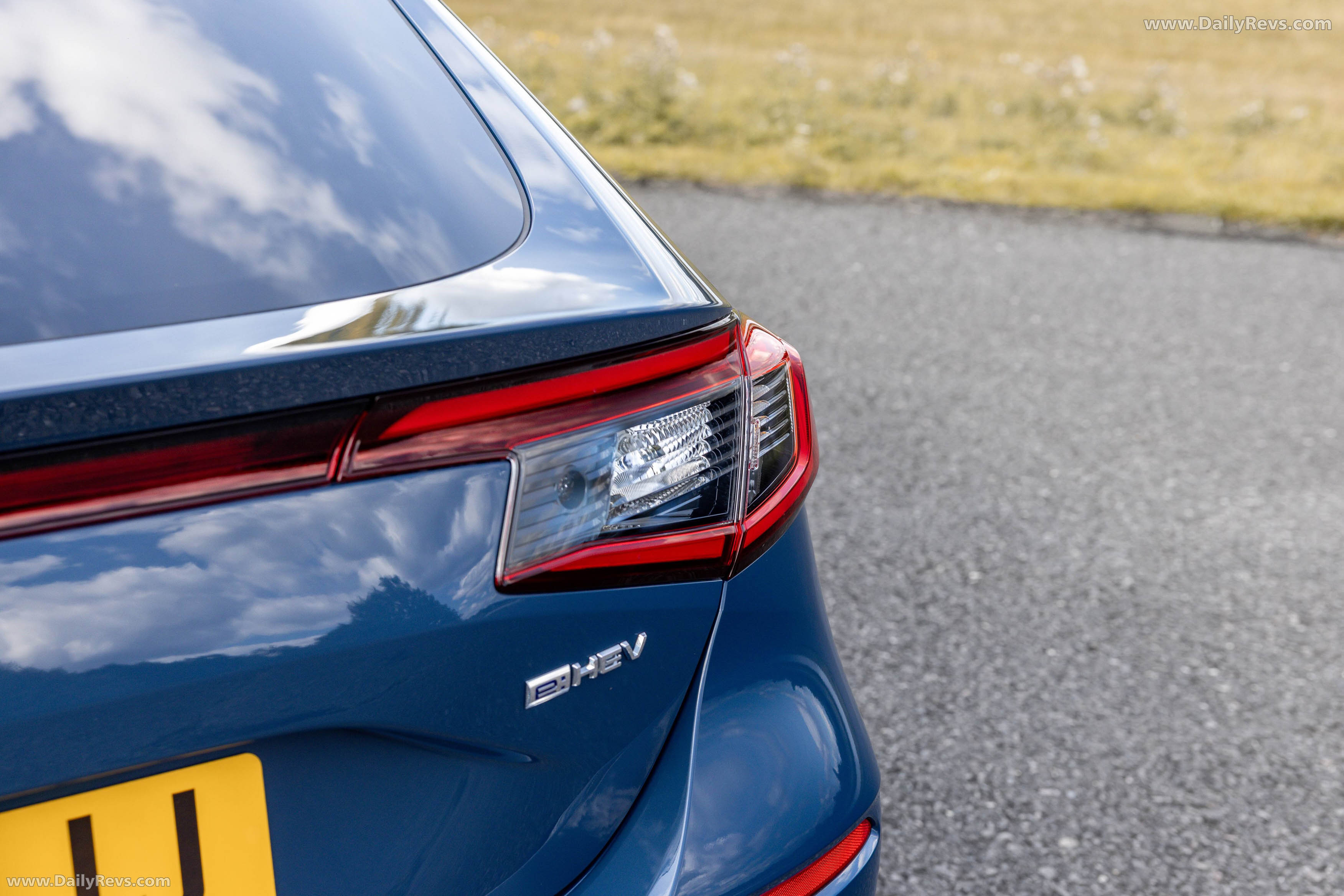 2025 Honda Civic eHEV UK Version Exterior