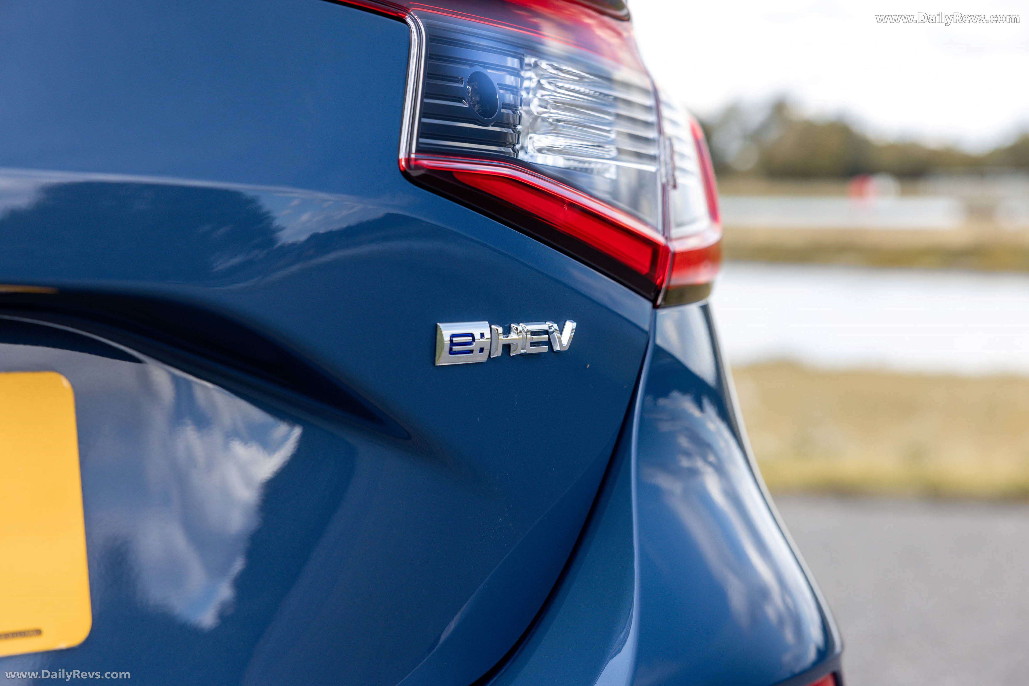2025 Honda Civic eHEV UK Version Exterior