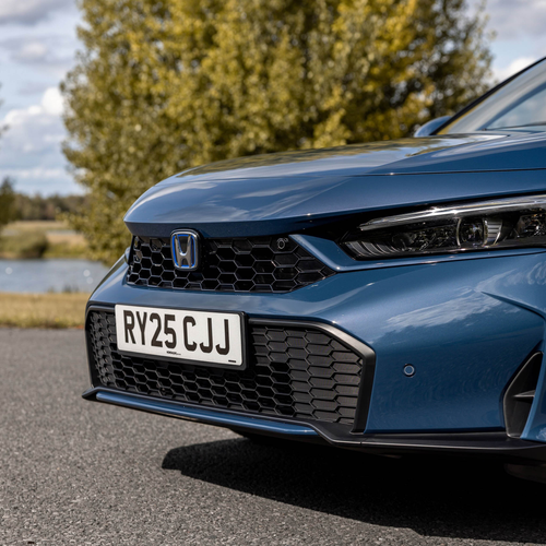 2025 Honda Civic eHEV UK Version Exterior