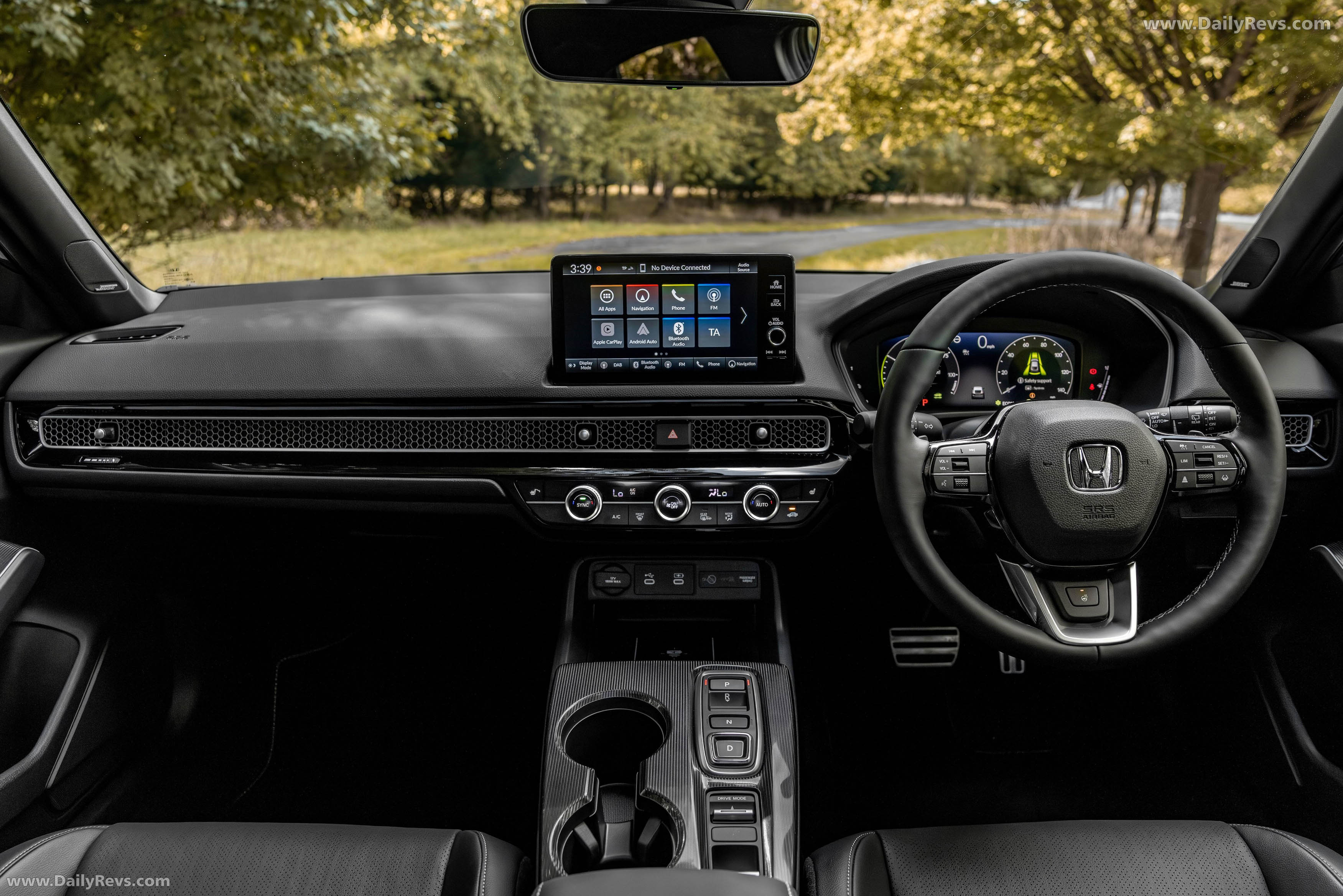 2025 Honda Civic eHEV UK Version Interior