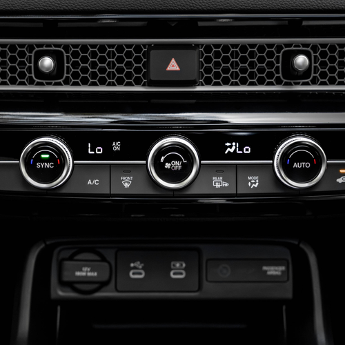 2025 Honda Civic eHEV UK Version Interior