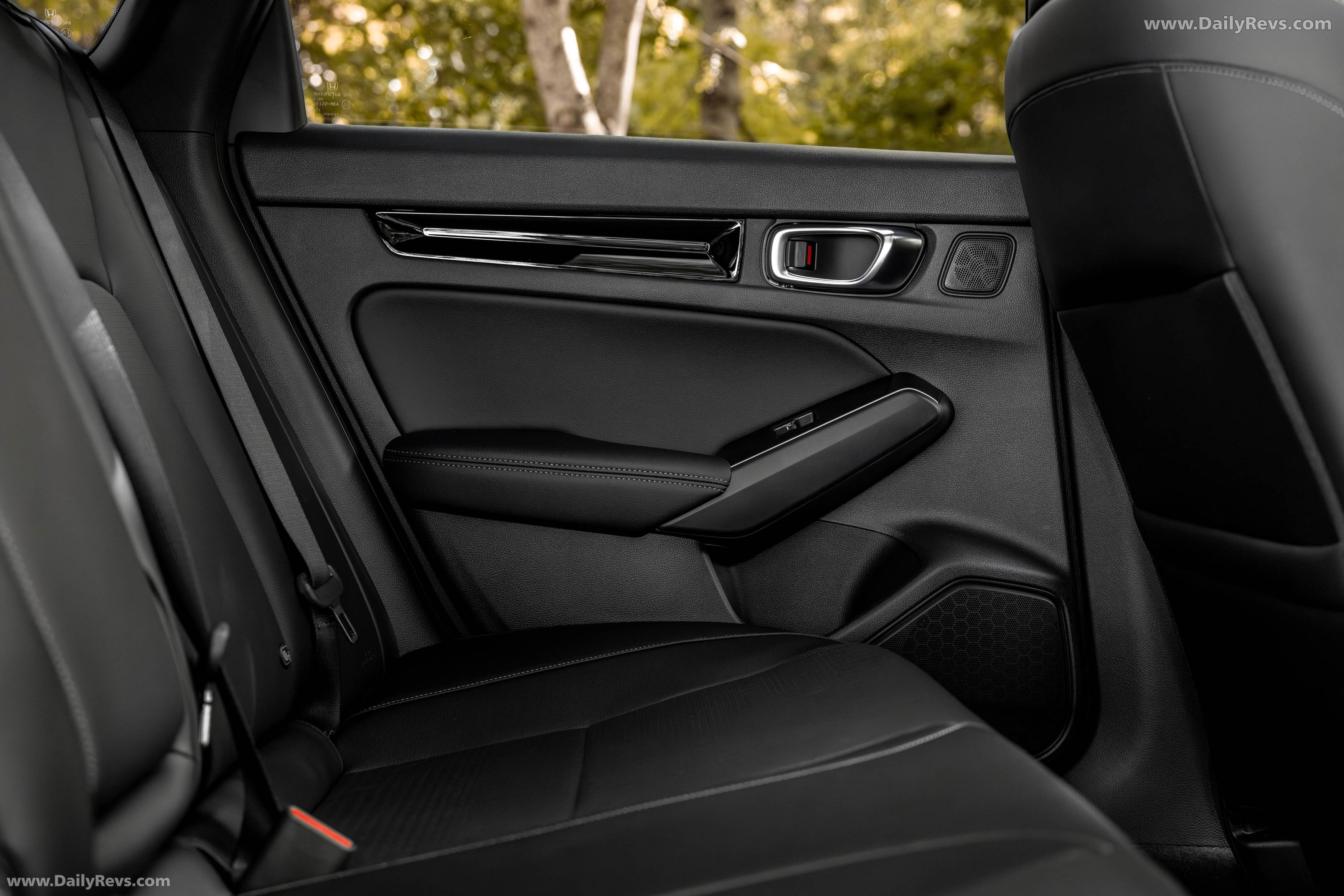 2025 Honda Civic eHEV UK Version Interior