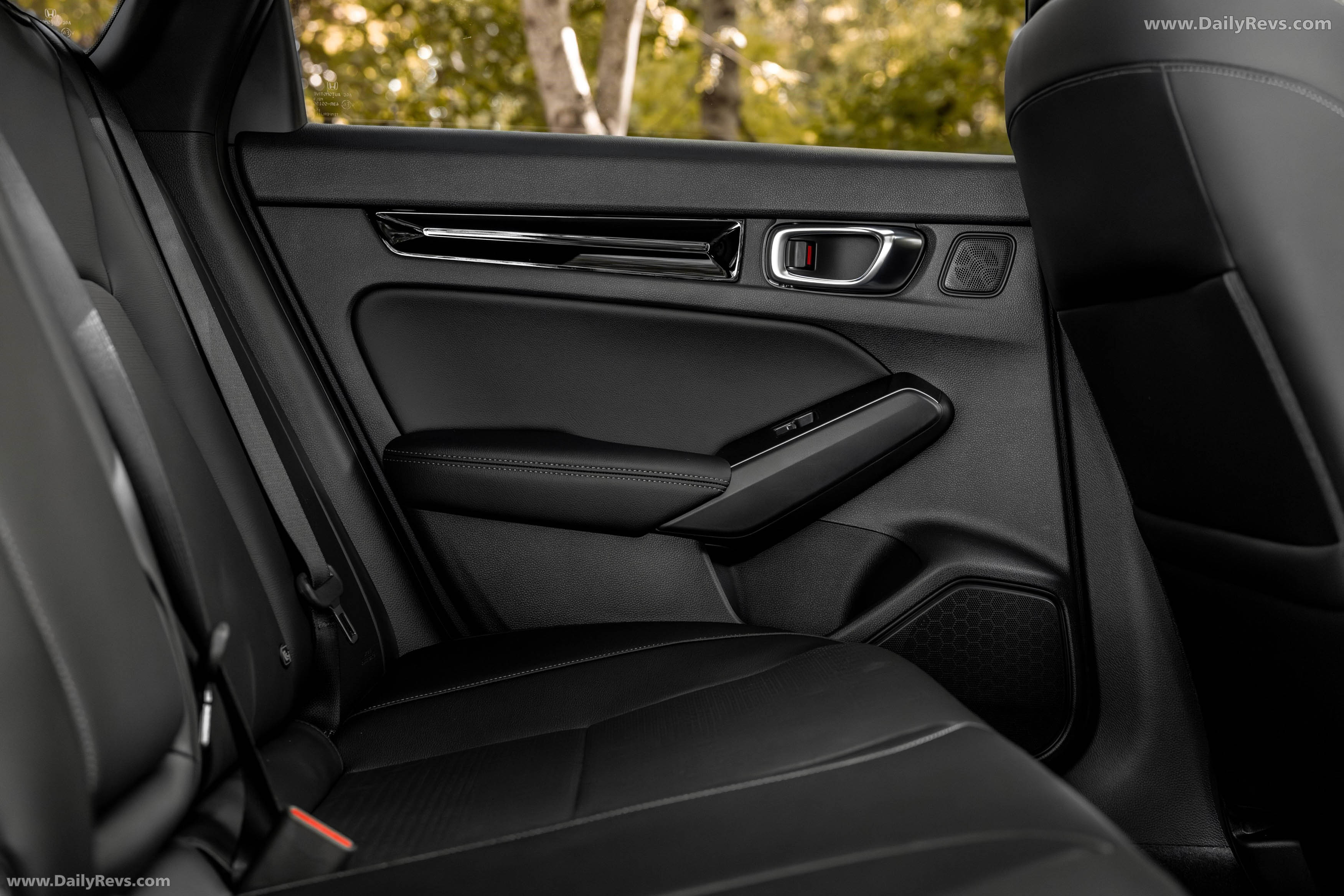 2025 Honda Civic eHEV UK Version Interior