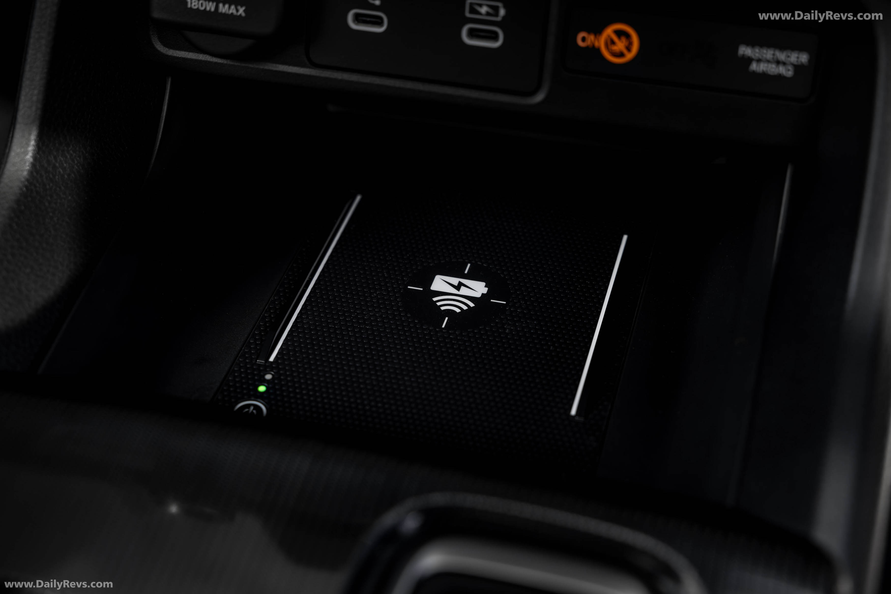 2025 Honda Civic eHEV UK Version Interior