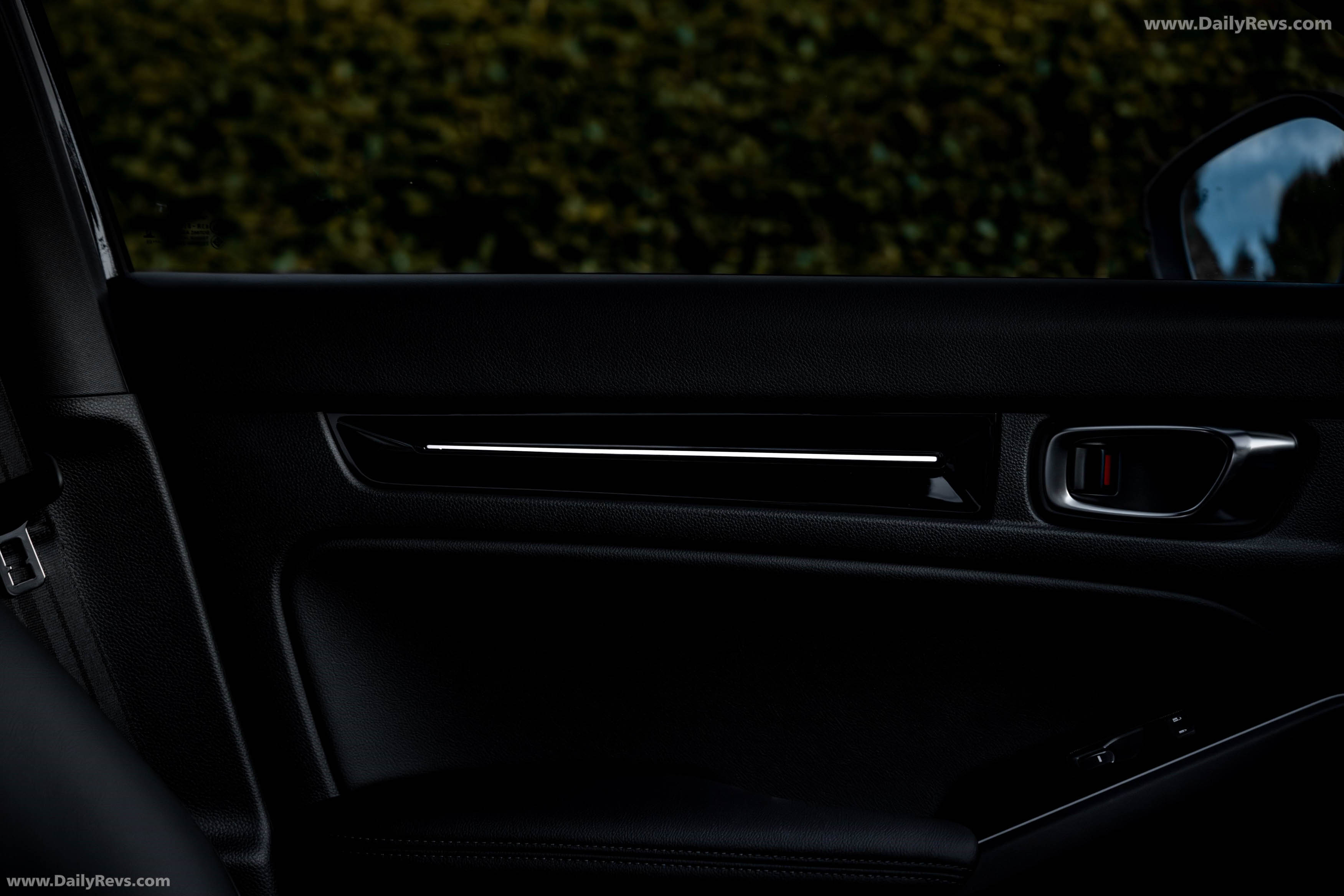 2025 Honda Civic eHEV UK Version Interior