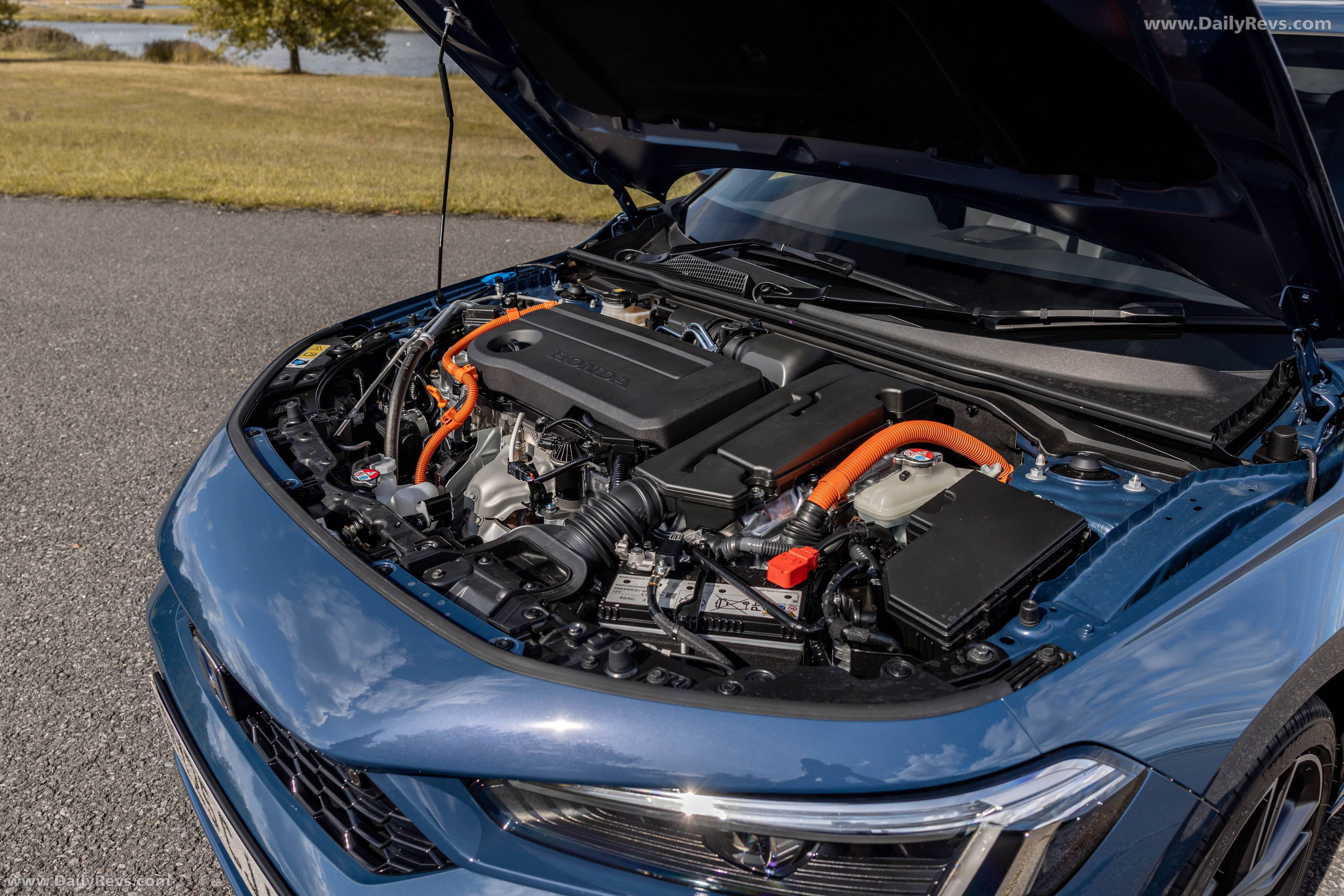2025 Honda Civic eHEV UK Version Engine
