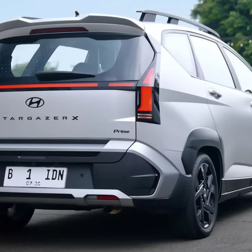 2026 Hyundai Stargazer X Rear View