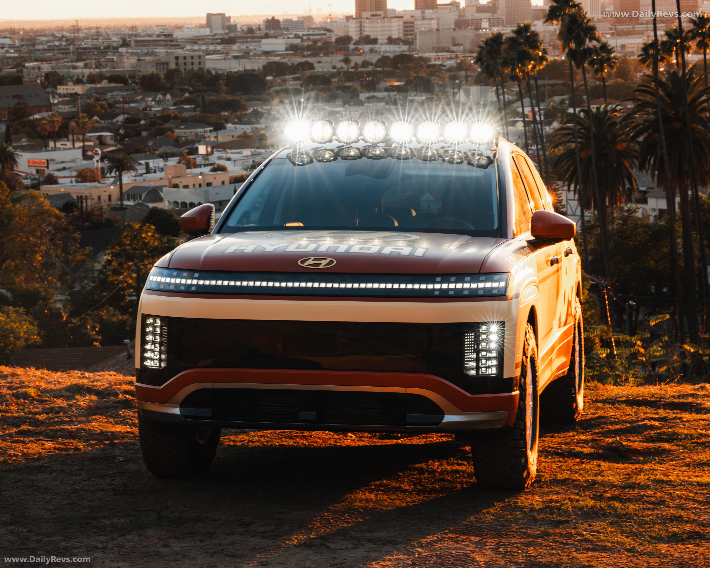 2025 Hyundai Ioniq 9 Off-Road Concept Front View