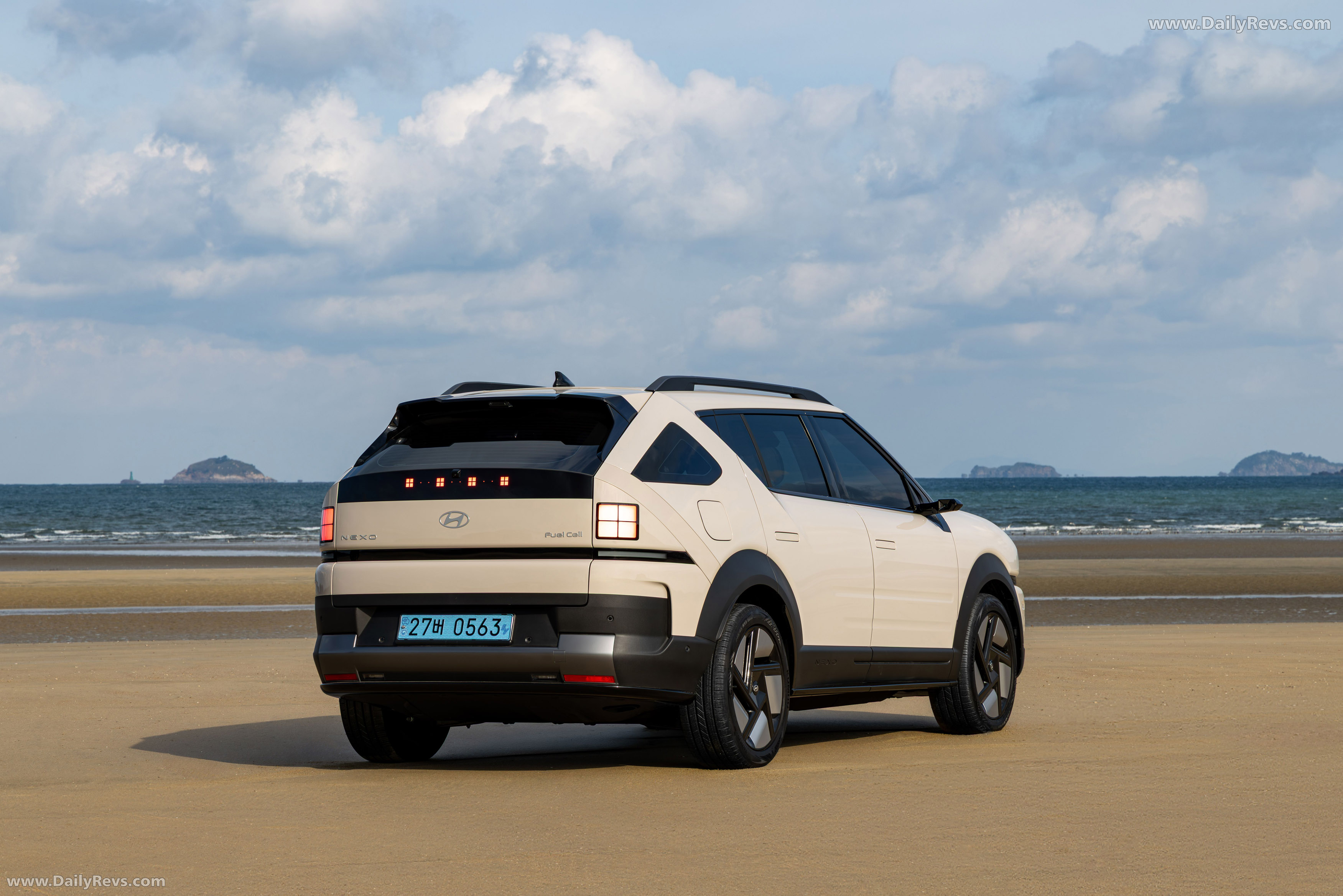 2026 Hyundai Nexo Rear View