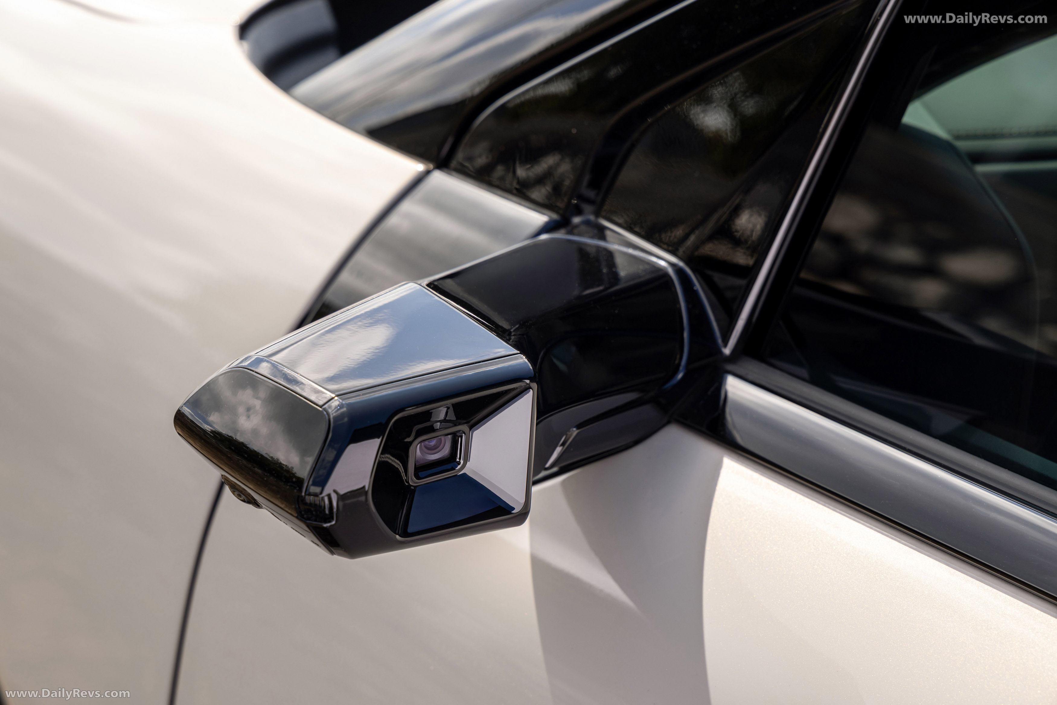 2026 Hyundai Nexo Exterior