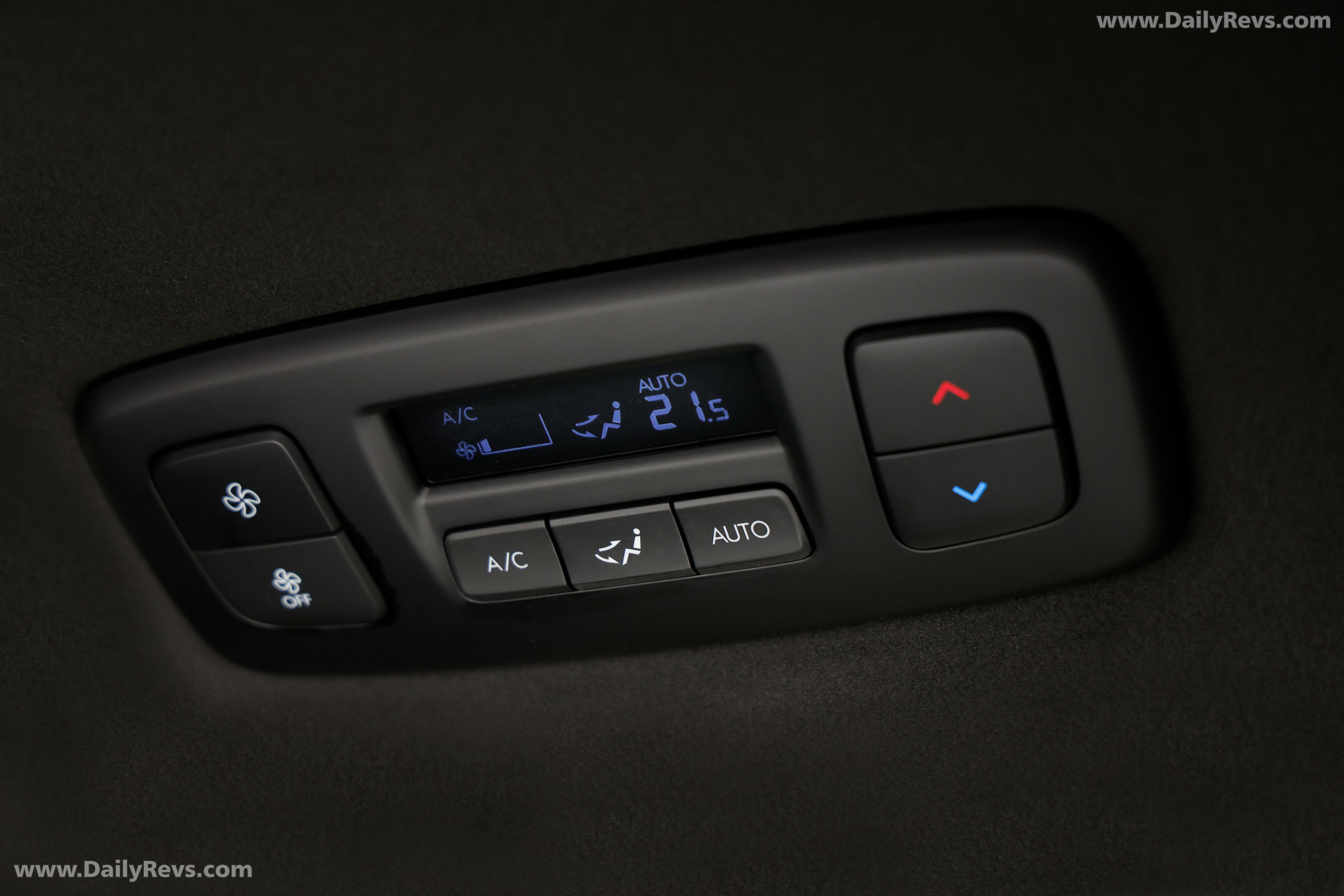 2027 Hyundai Staria Interior