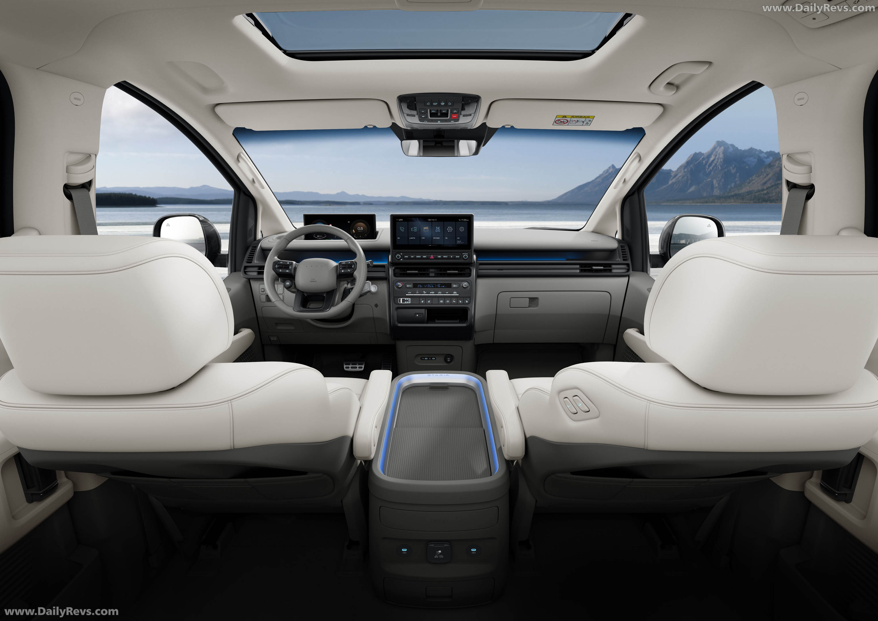 2027 Hyundai Staria Lounge Interior