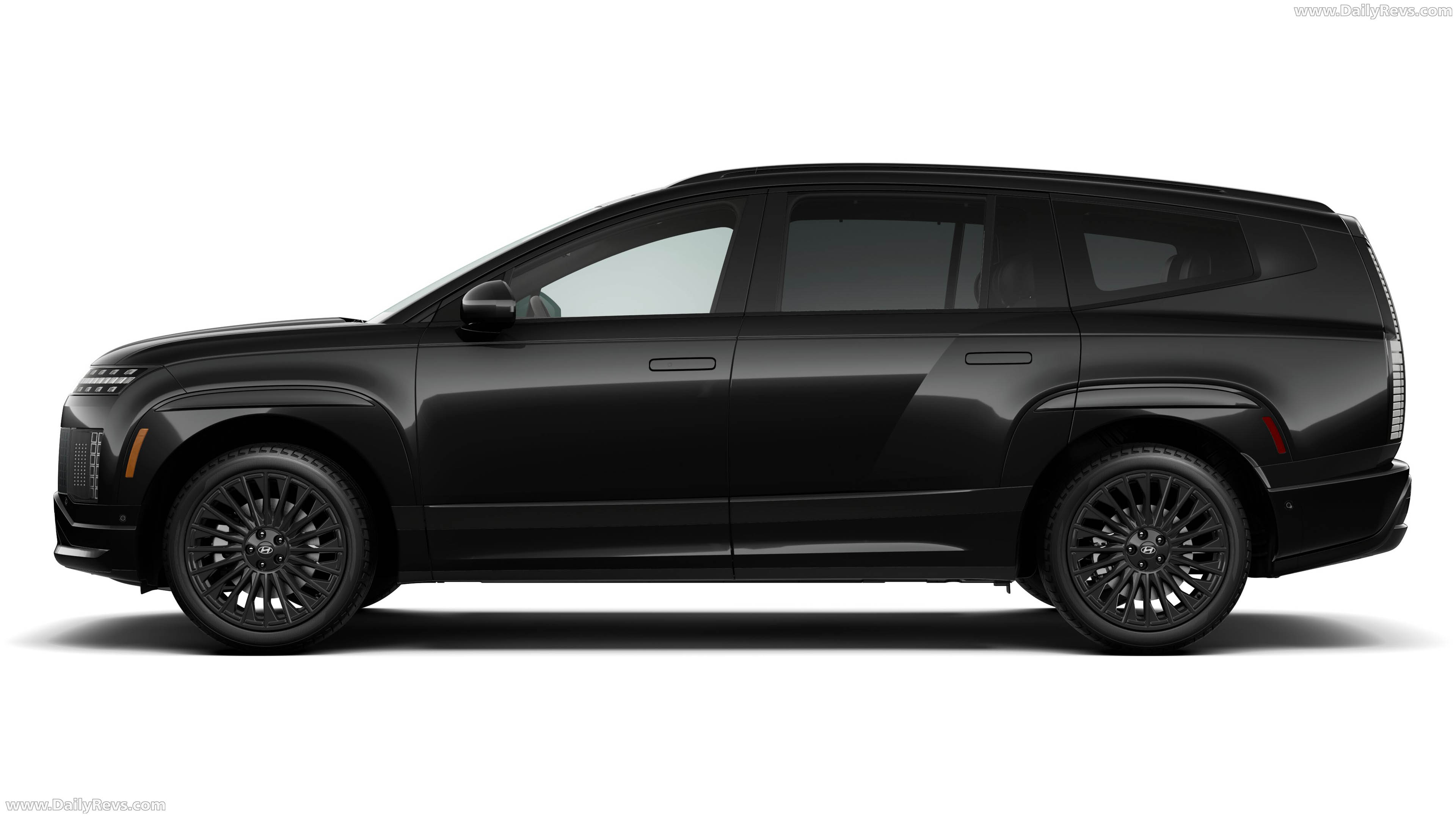 2027 Hyundai Ioniq 9 Calligraphy Black Ink Side View
