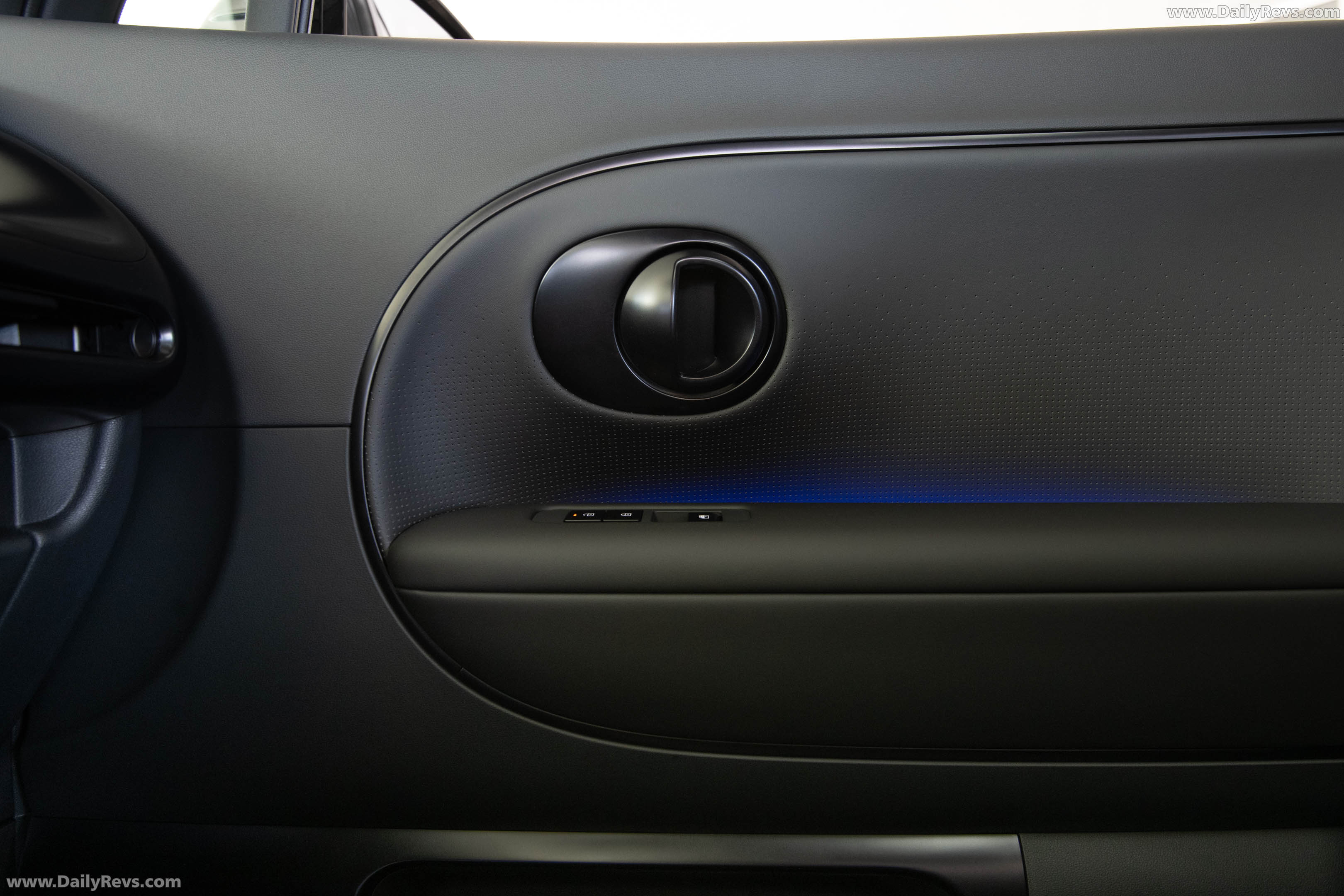 2027 Hyundai Ioniq 9 Calligraphy Black Ink Interior