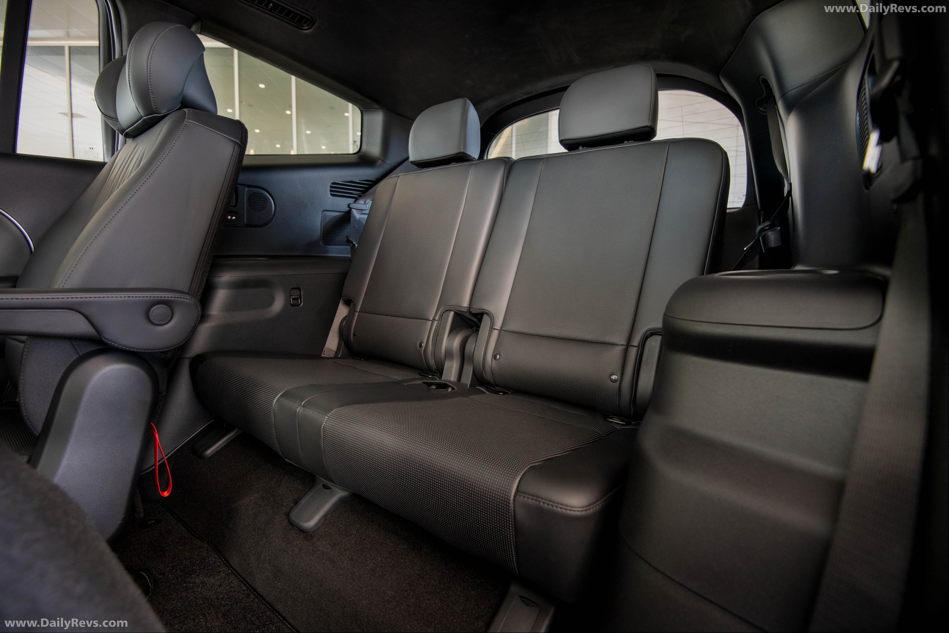 2027 Hyundai Ioniq 9 Calligraphy Black Ink Interior