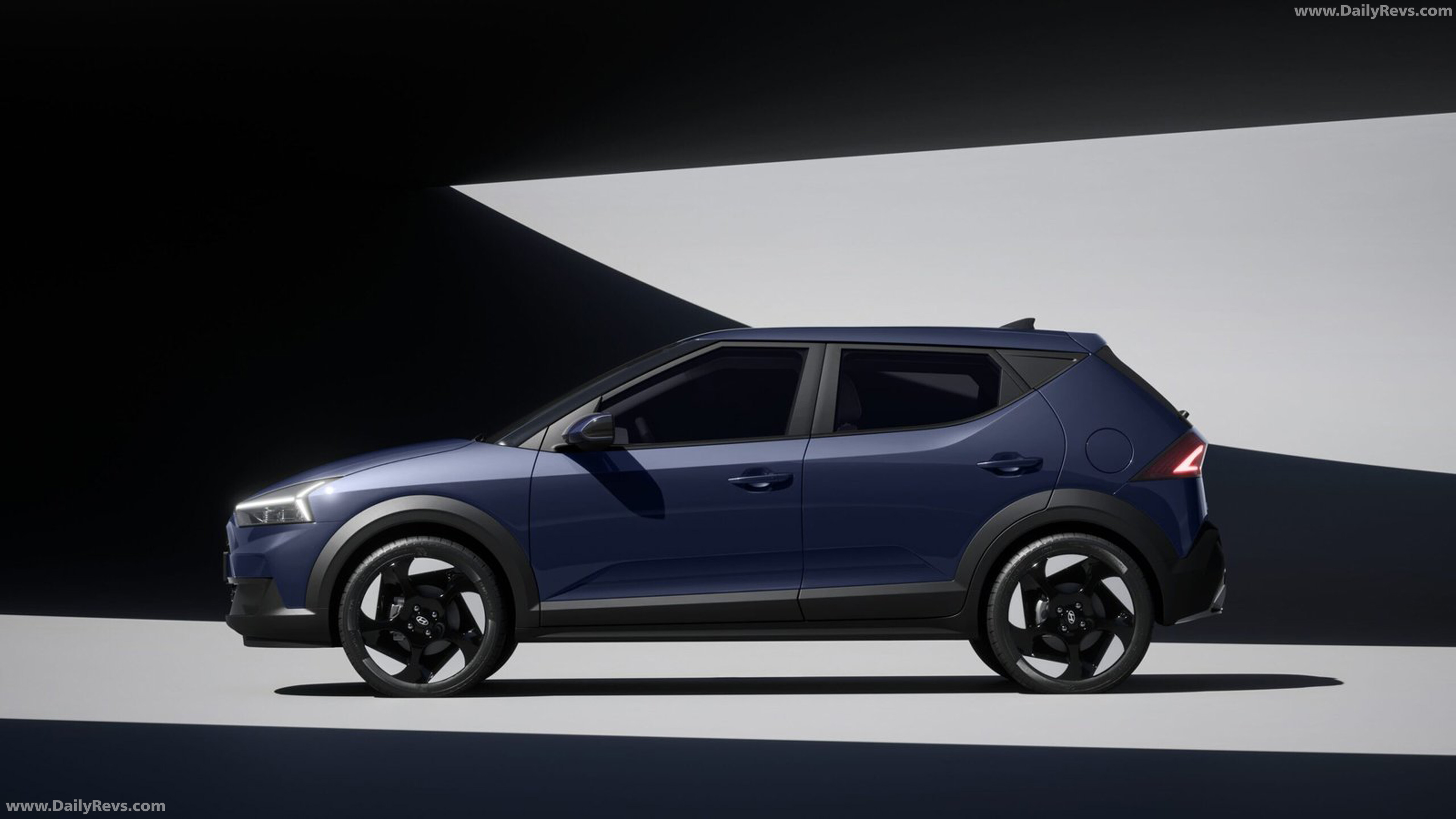 2027 Hyundai i20 Side View