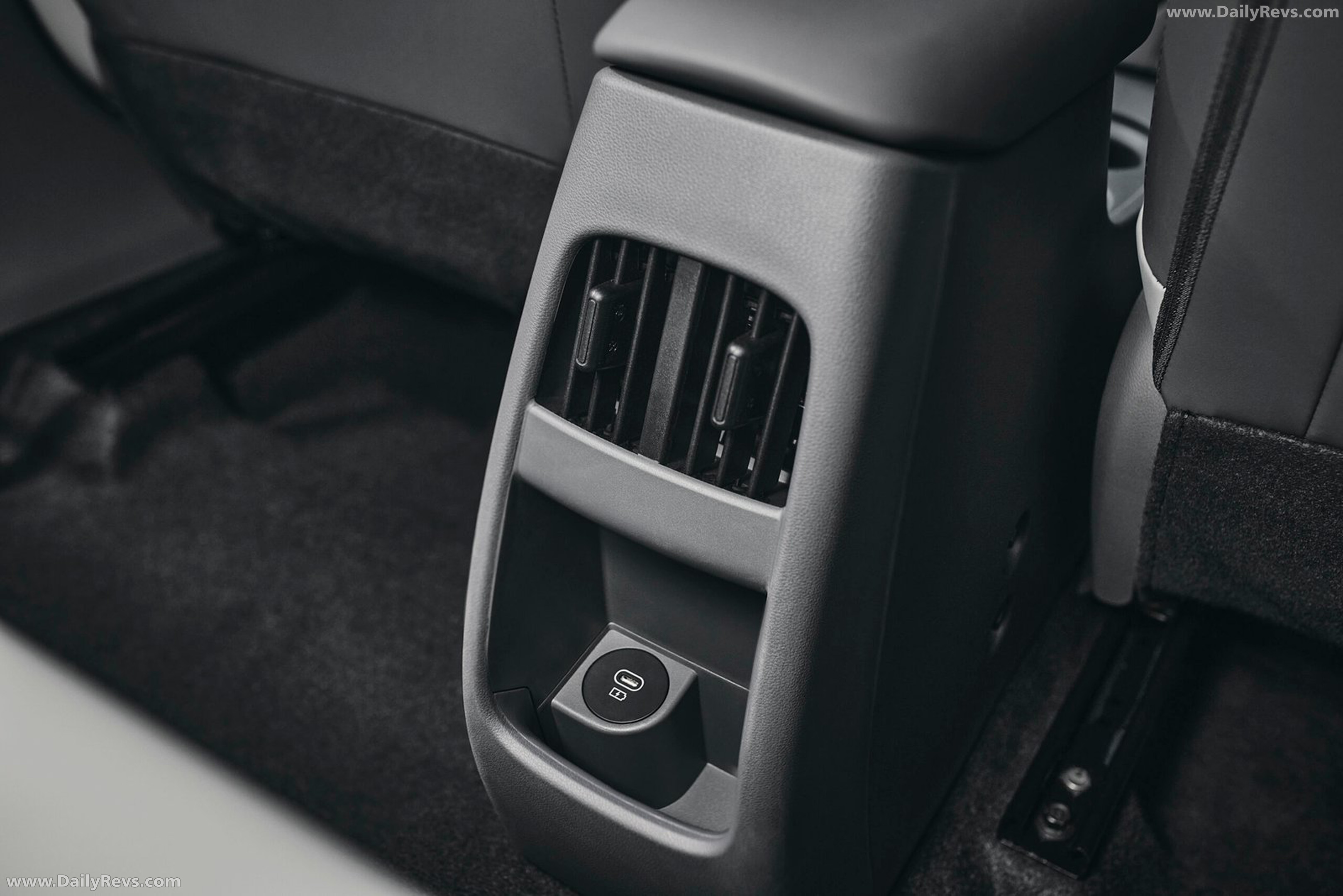 2027 Hyundai i20 Interior