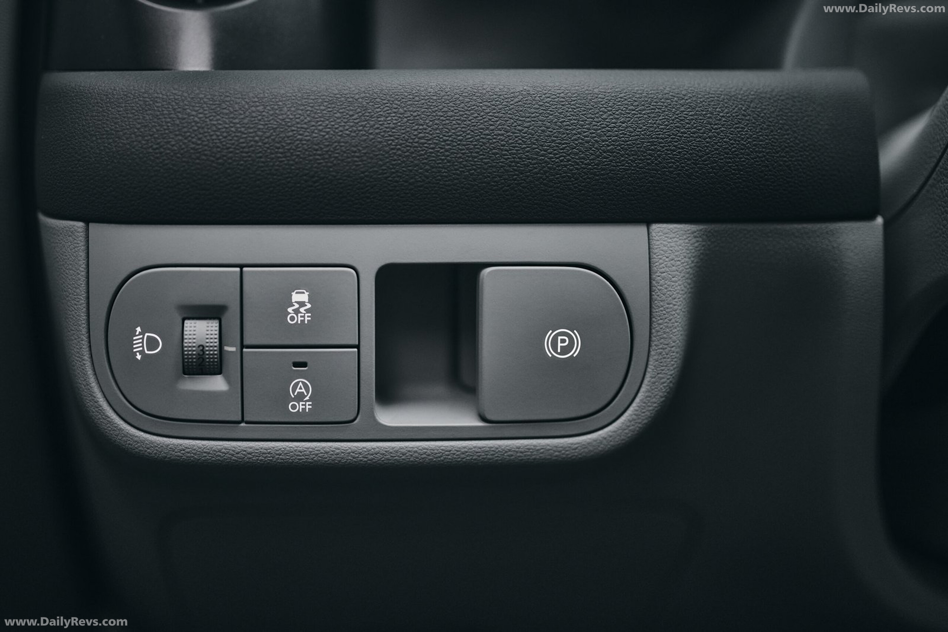2027 Hyundai i20 Interior