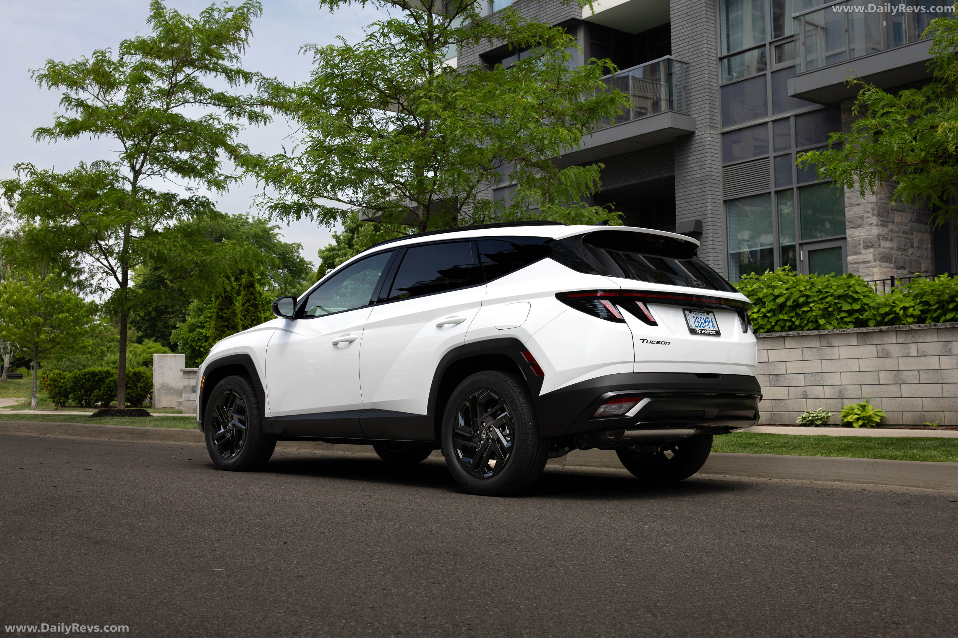 2026 Hyundai Tucson Hybrid Night Edition Rear View