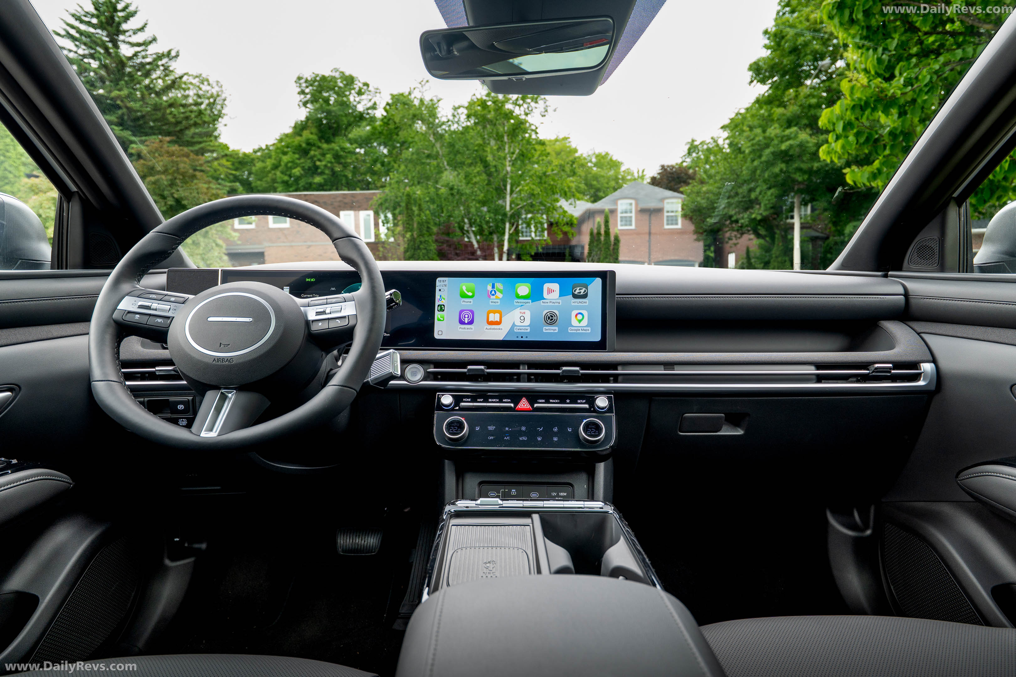 2026 Hyundai Tucson Hybrid Night Edition Interior