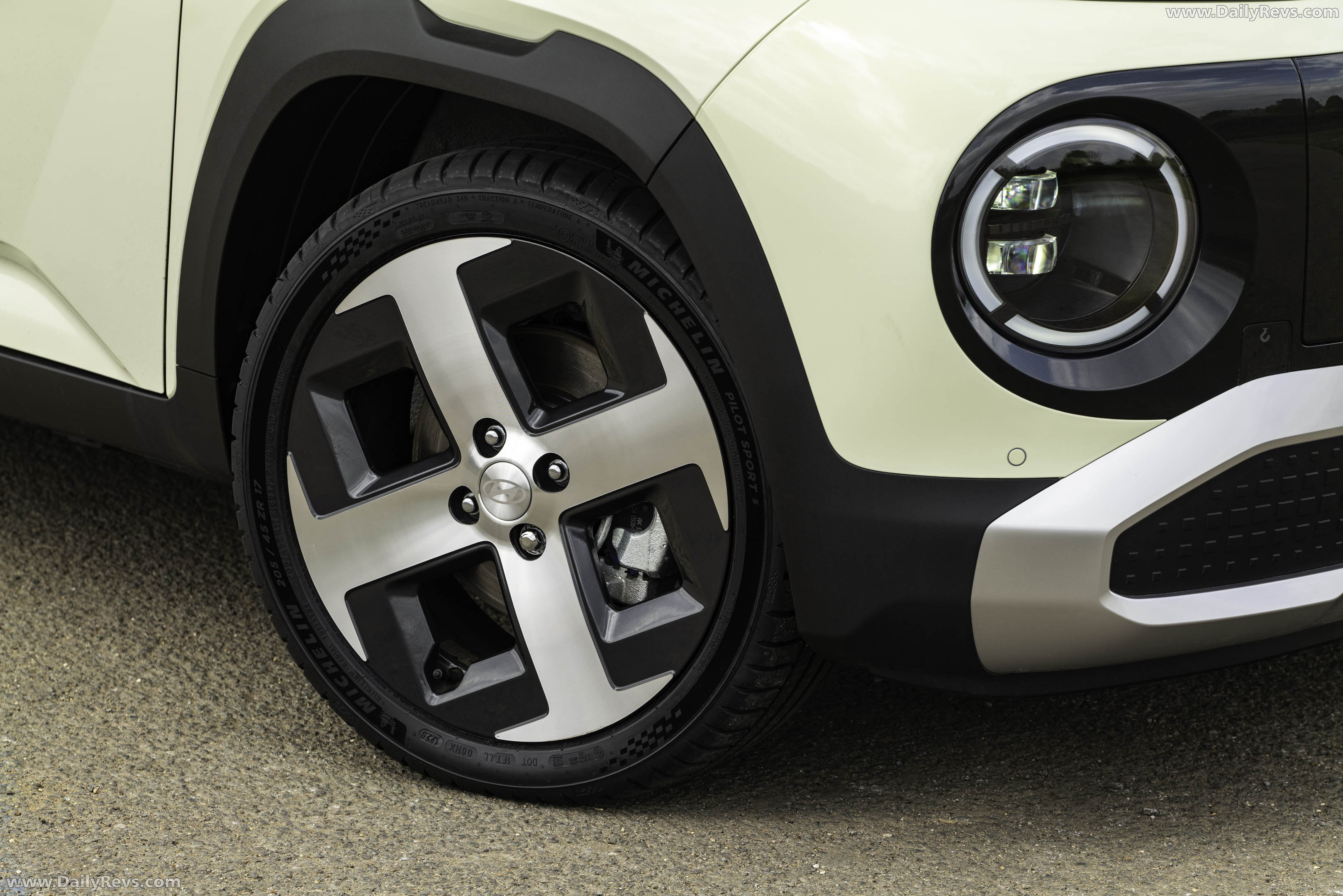 2025 Hyundai Inster UK Version Exterior