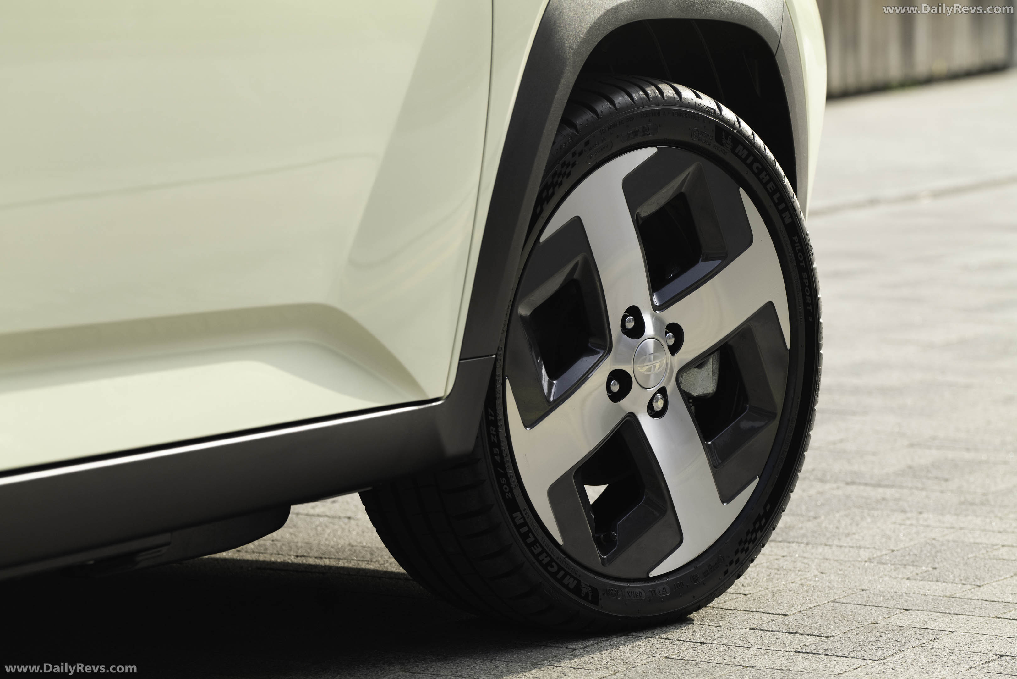 2025 Hyundai Inster UK Version Exterior