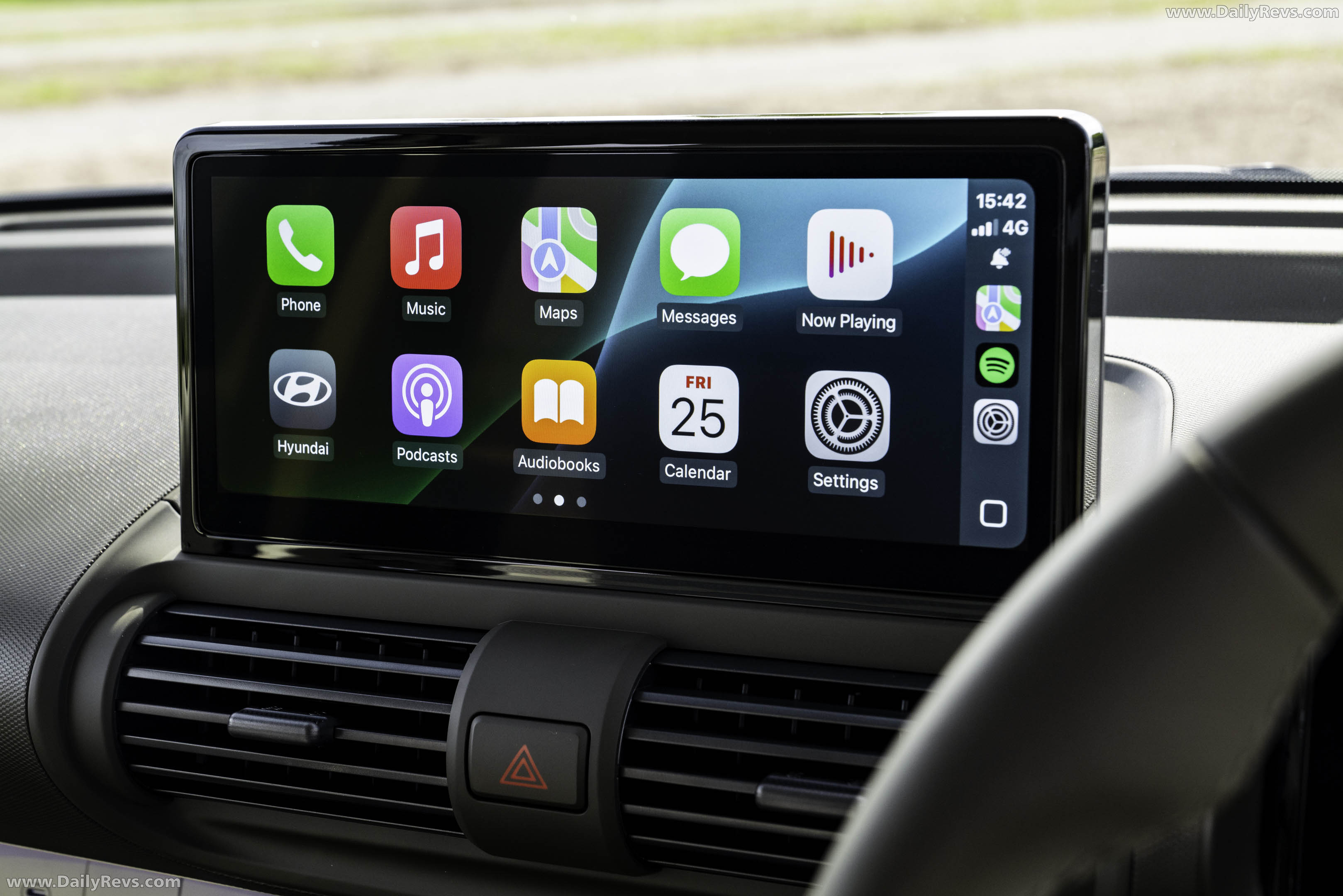 2025 Hyundai Inster UK Version Interior