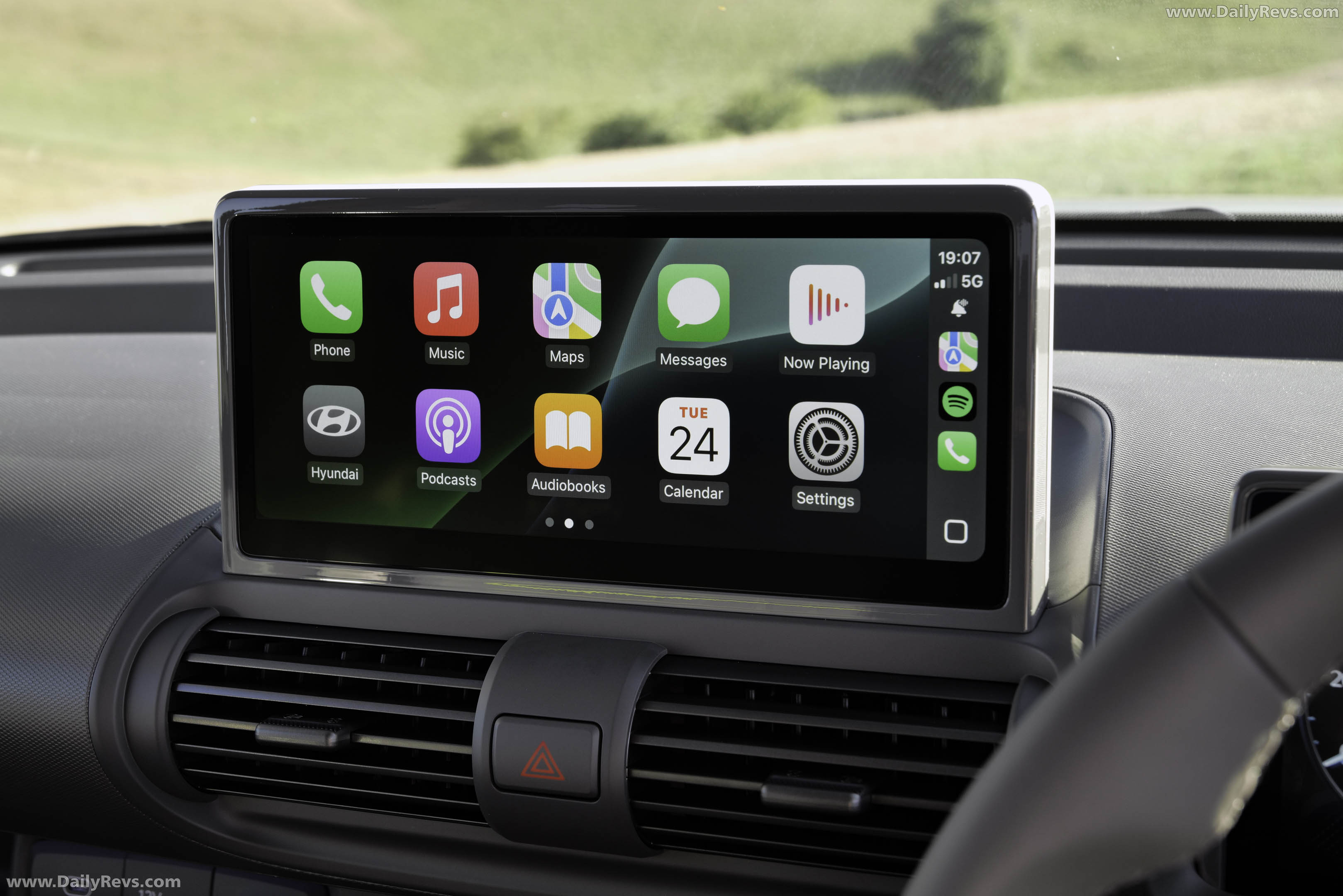 2026 Hyundai Inster Cross UK Version Interior