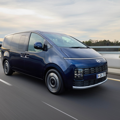 2027 Hyundai Staria Lounge Australian Version Front View
