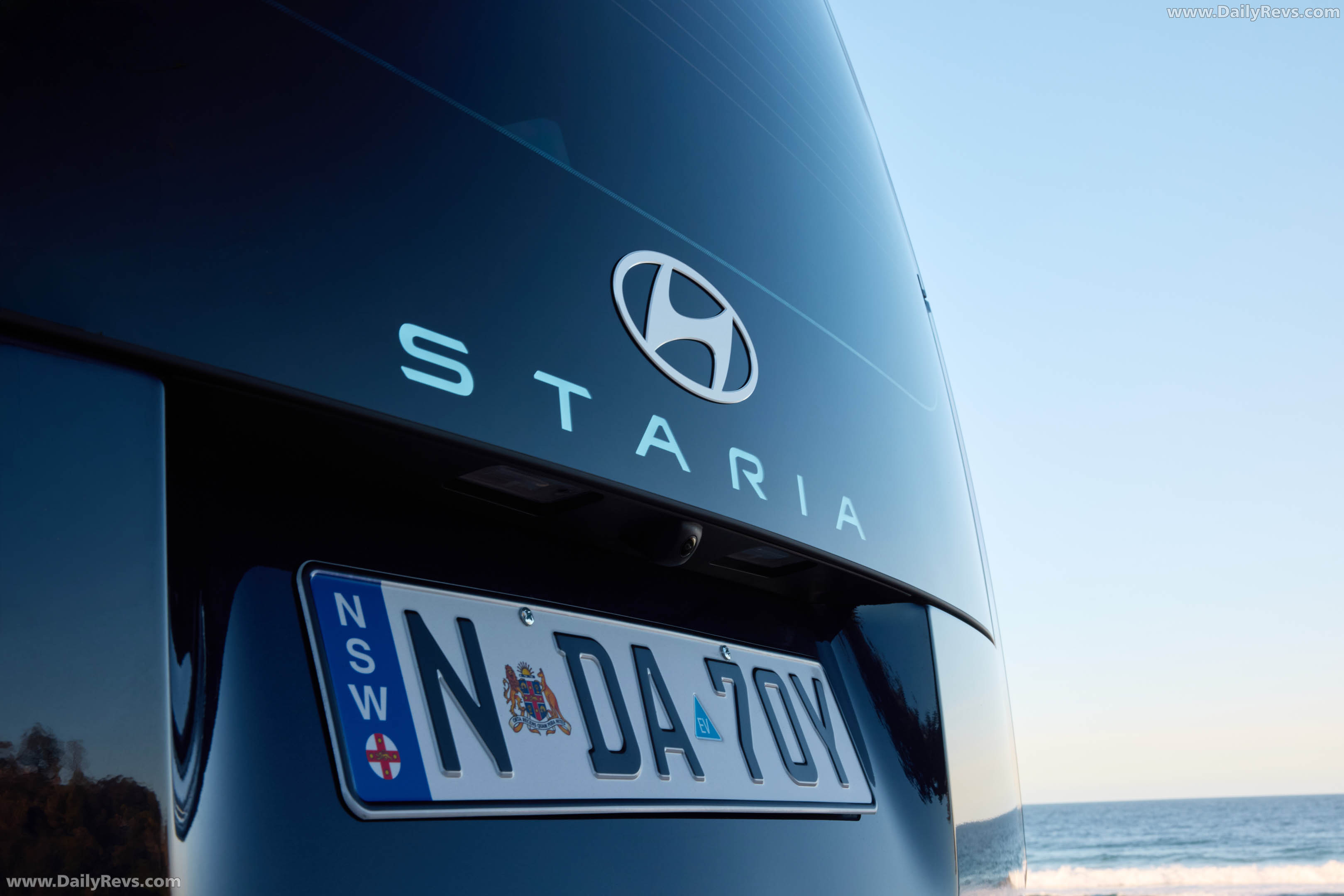2027 Hyundai Staria Lounge Australian Version Exterior