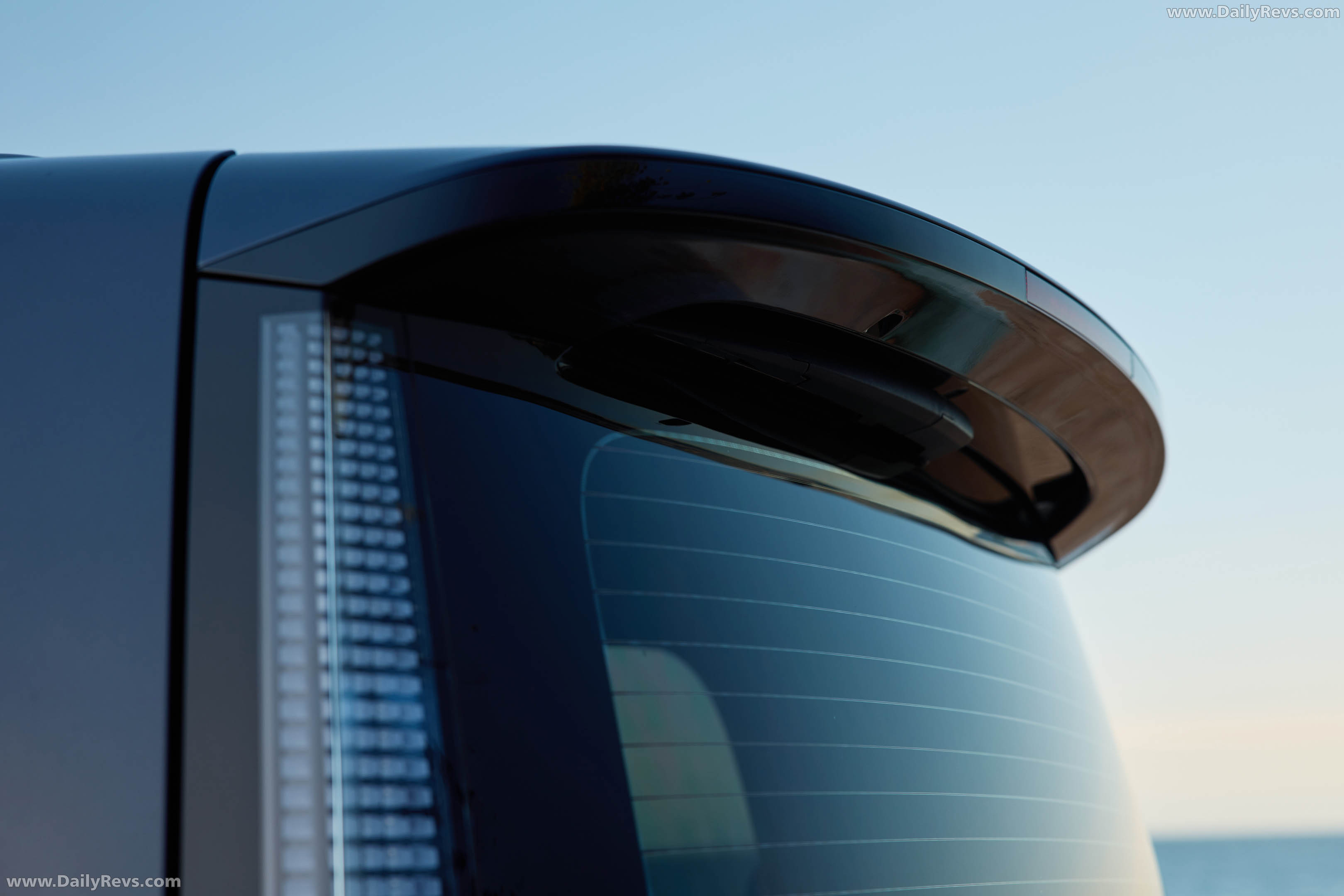 2027 Hyundai Staria Lounge Australian Version Exterior