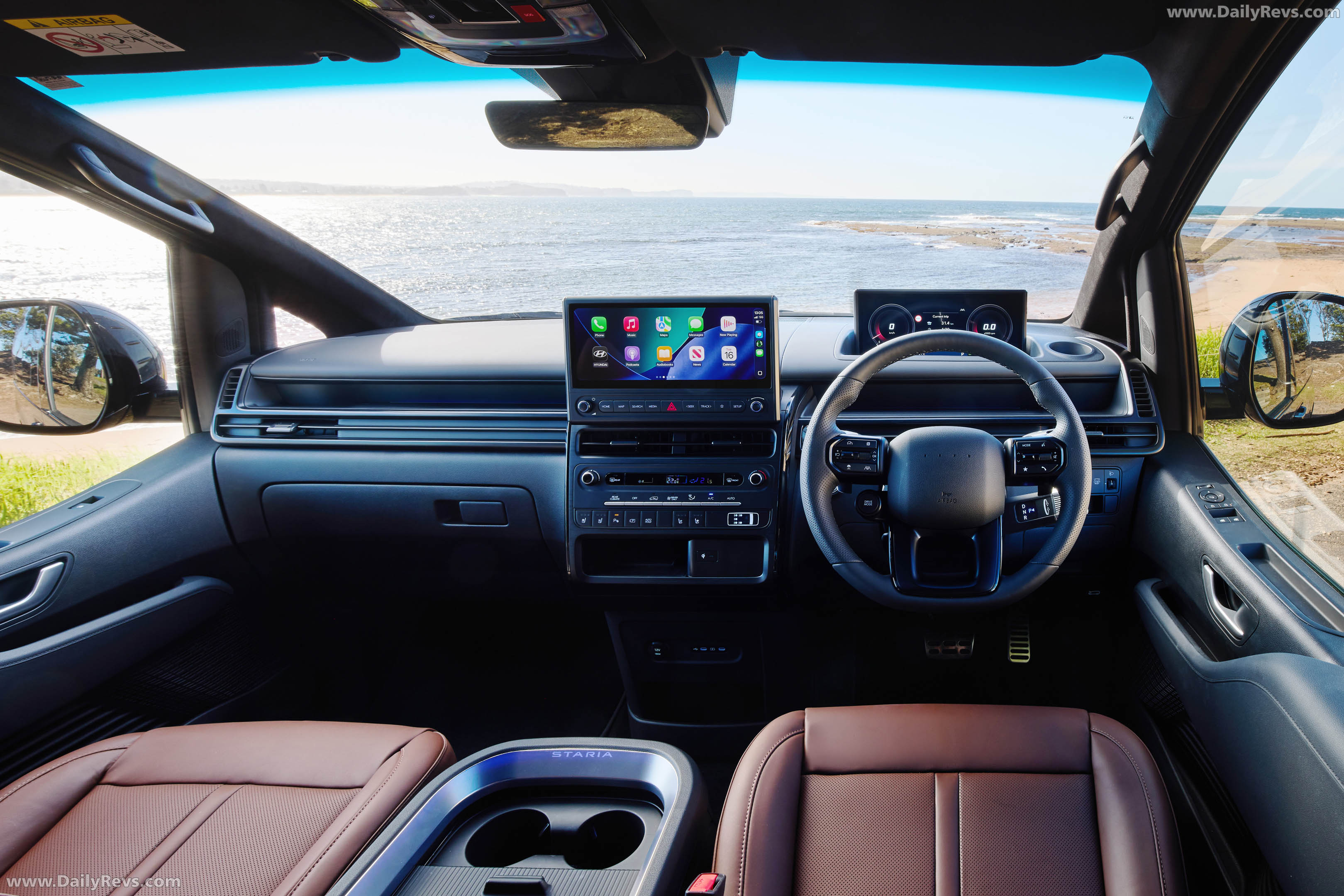 2027 Hyundai Staria Lounge Australian Version Interior