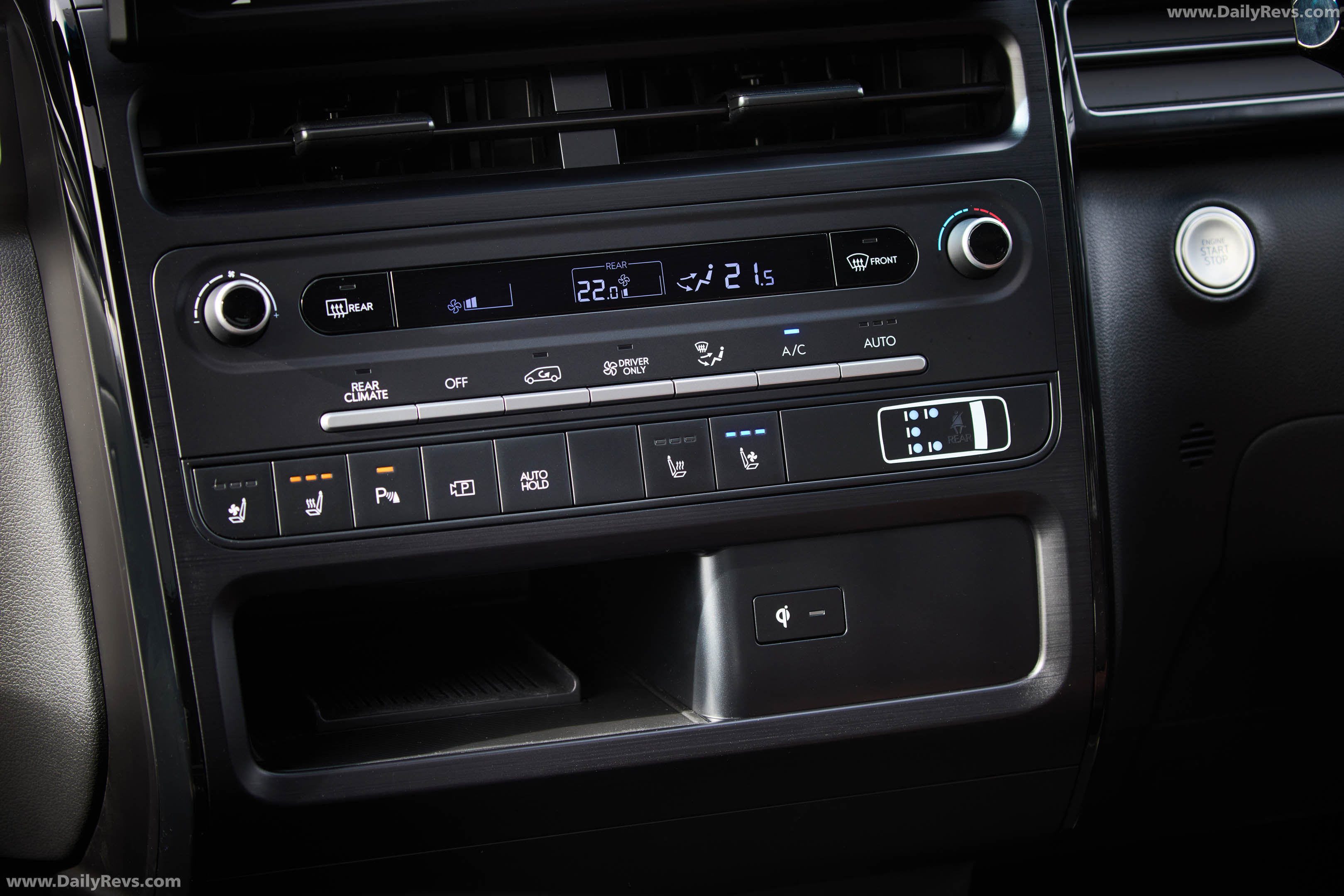 2027 Hyundai Staria Lounge Australian Version Interior