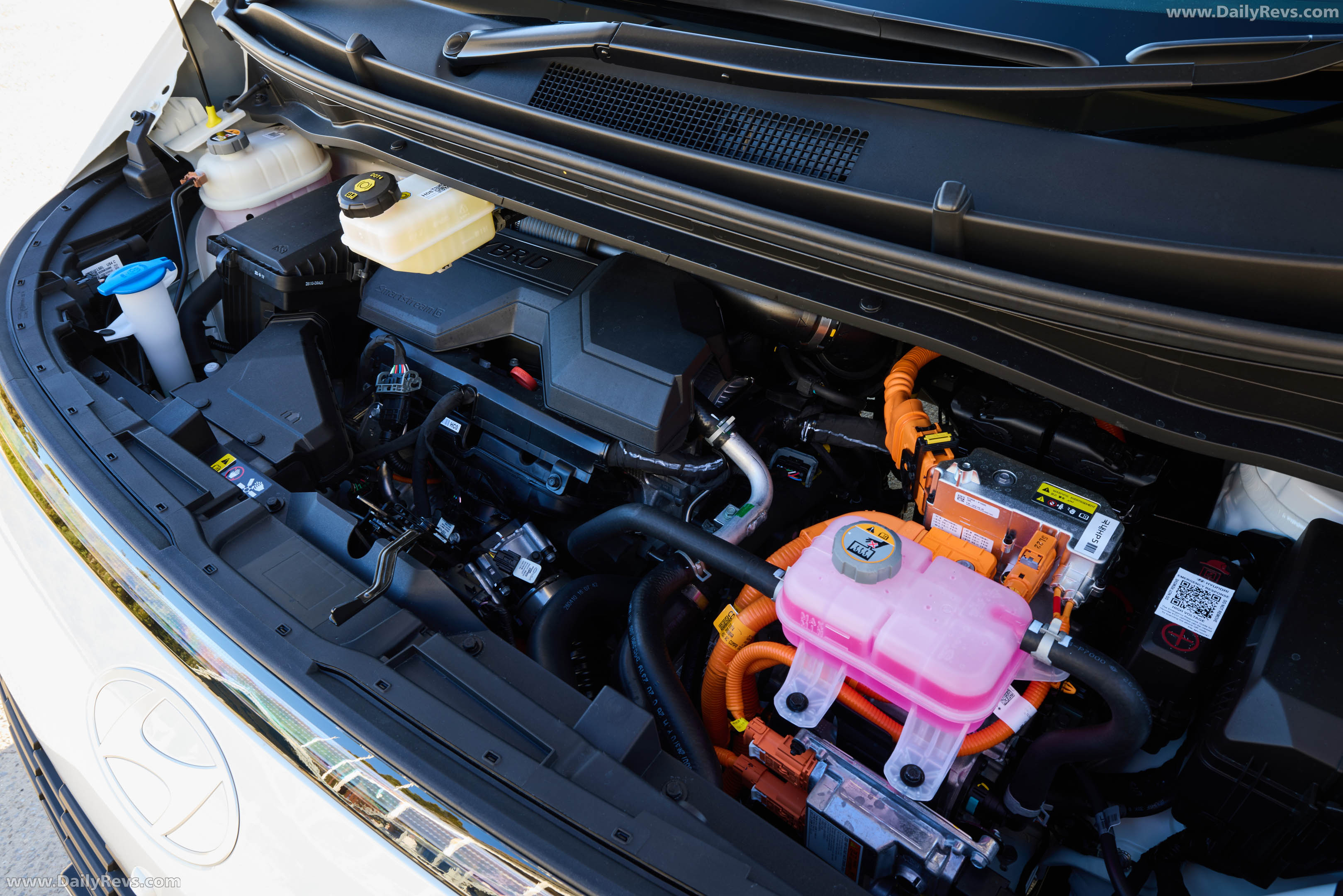 2027 Hyundai Staria Load Premium Australian Version Engine