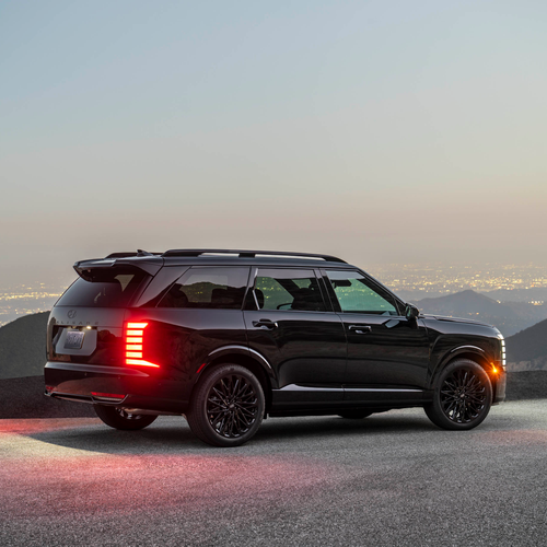 2027 Hyundai Palisade Hybrid Calligraphy Black Ink Edition Rear View