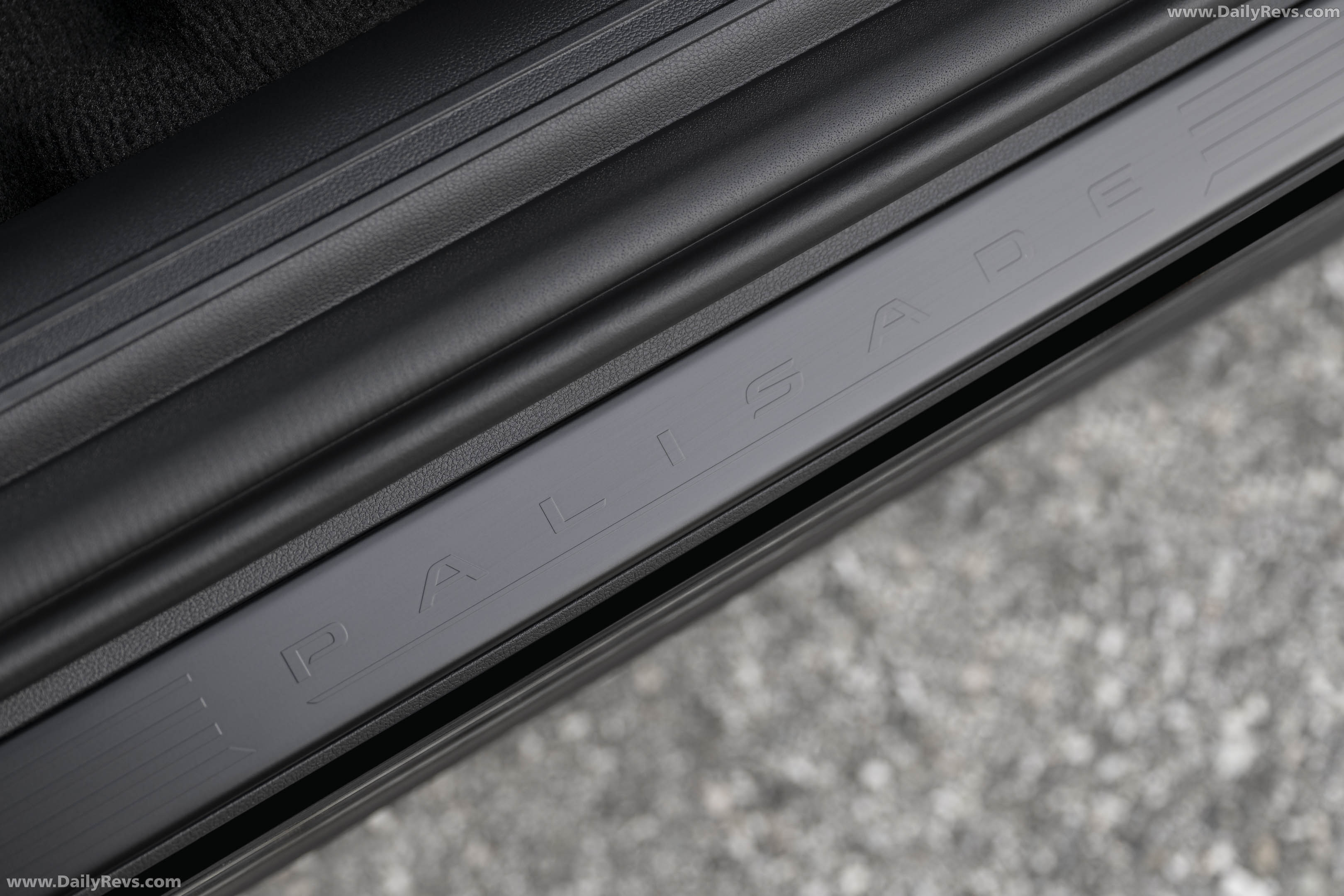2027 Hyundai Palisade Hybrid Calligraphy Black Ink Edition Interior
