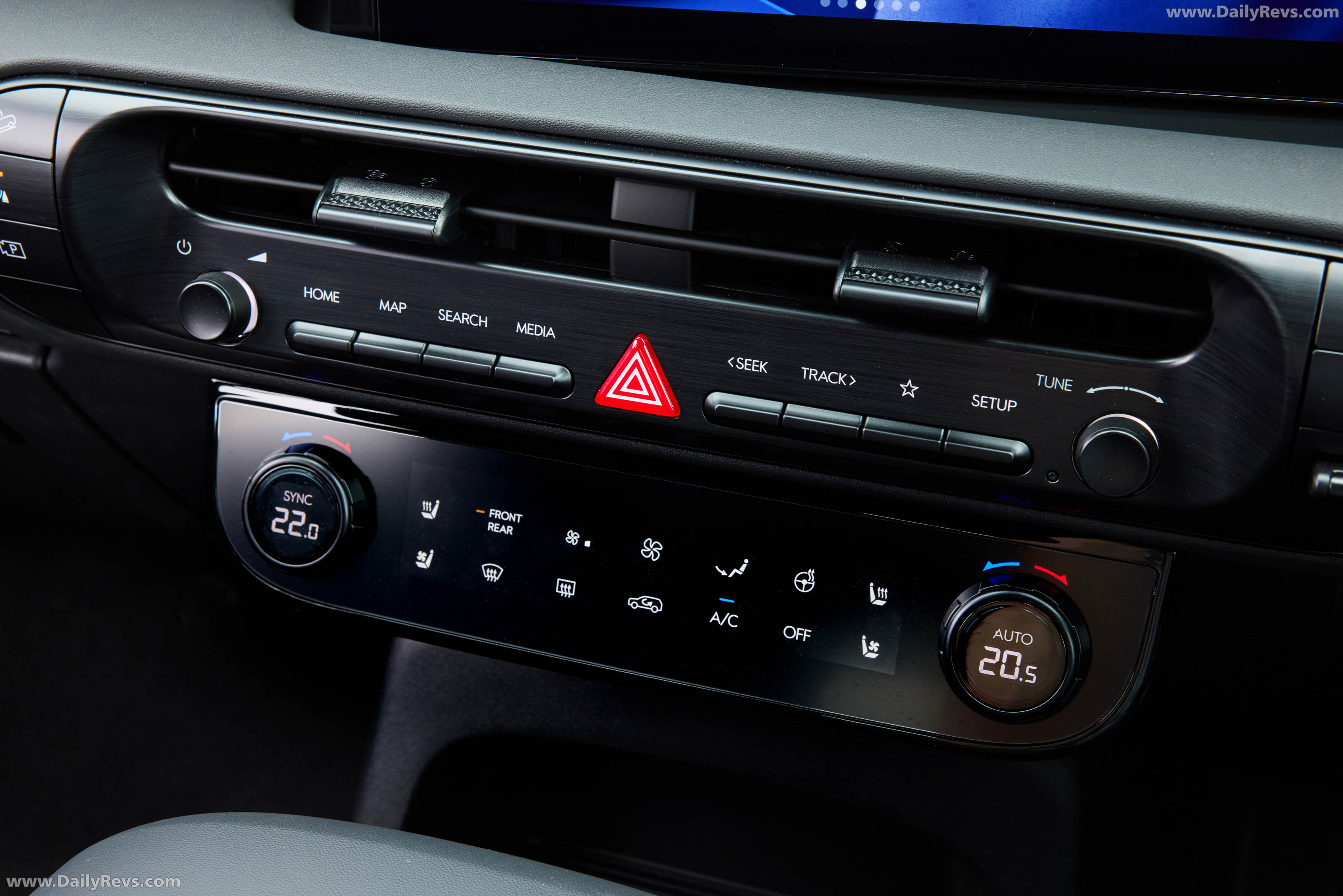 2026 Hyundai Palisade XRT Pro Australian Version Interior