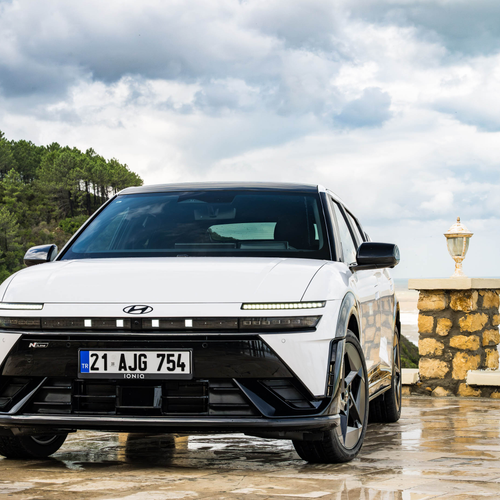 2027 Hyundai IONIQ 3 Atlas White Front View