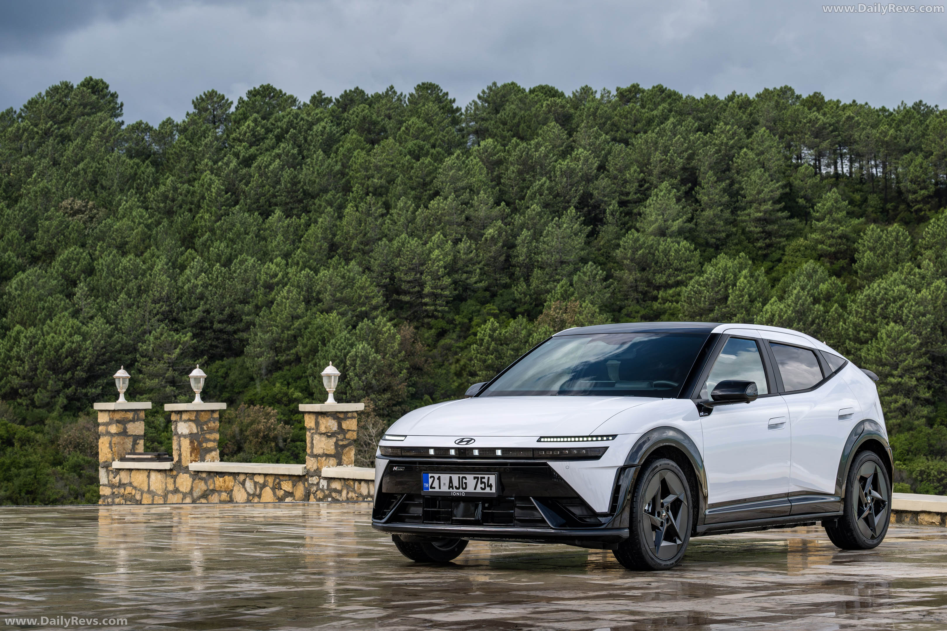 2027 Hyundai IONIQ 3 Atlas White Front View