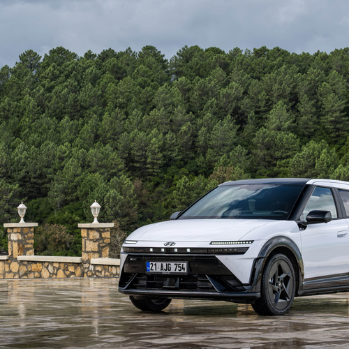 2027 Hyundai IONIQ 3 Atlas White Front View