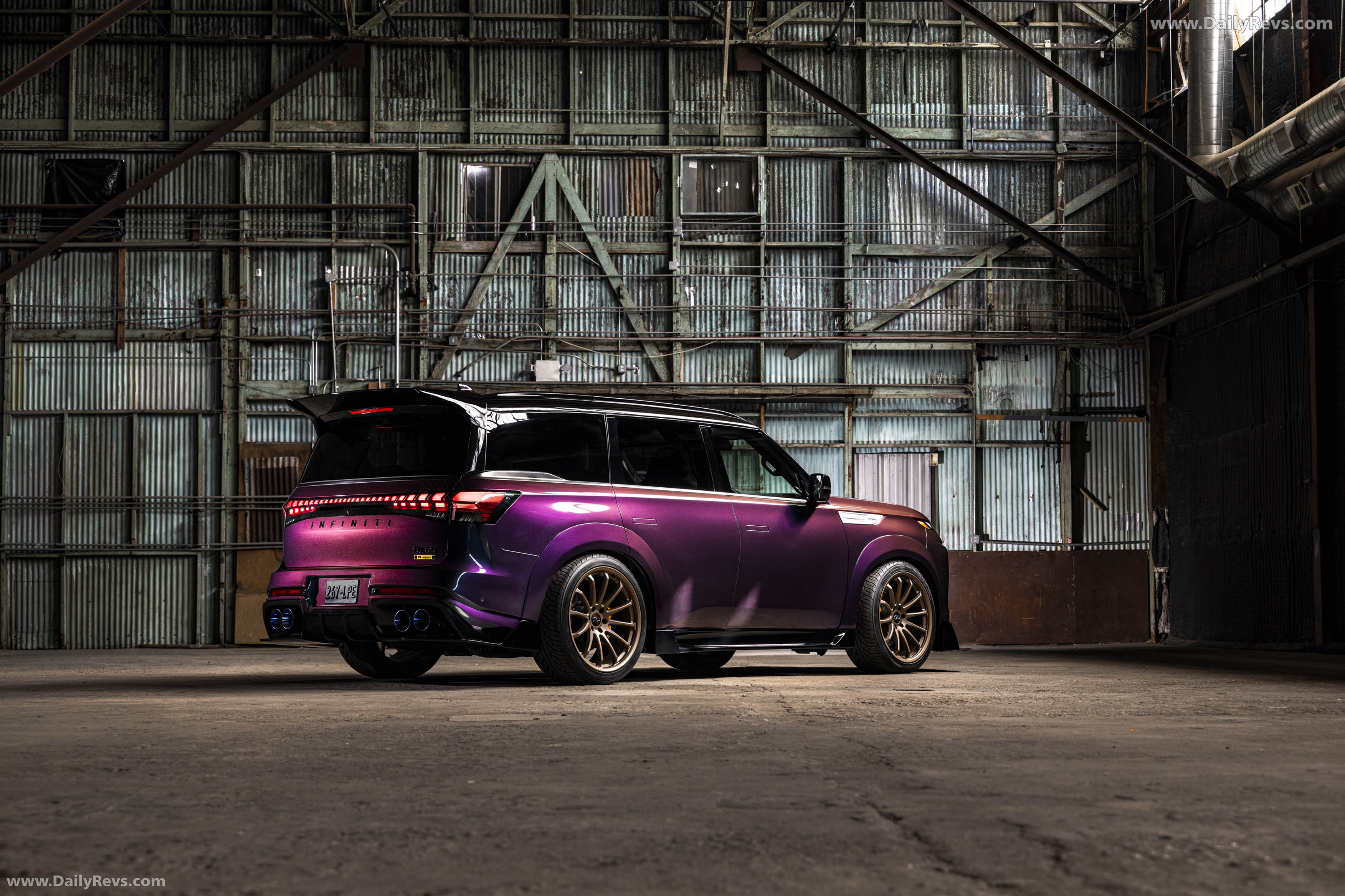 2025 Infiniti QX80 R-Spec Concept Rear View