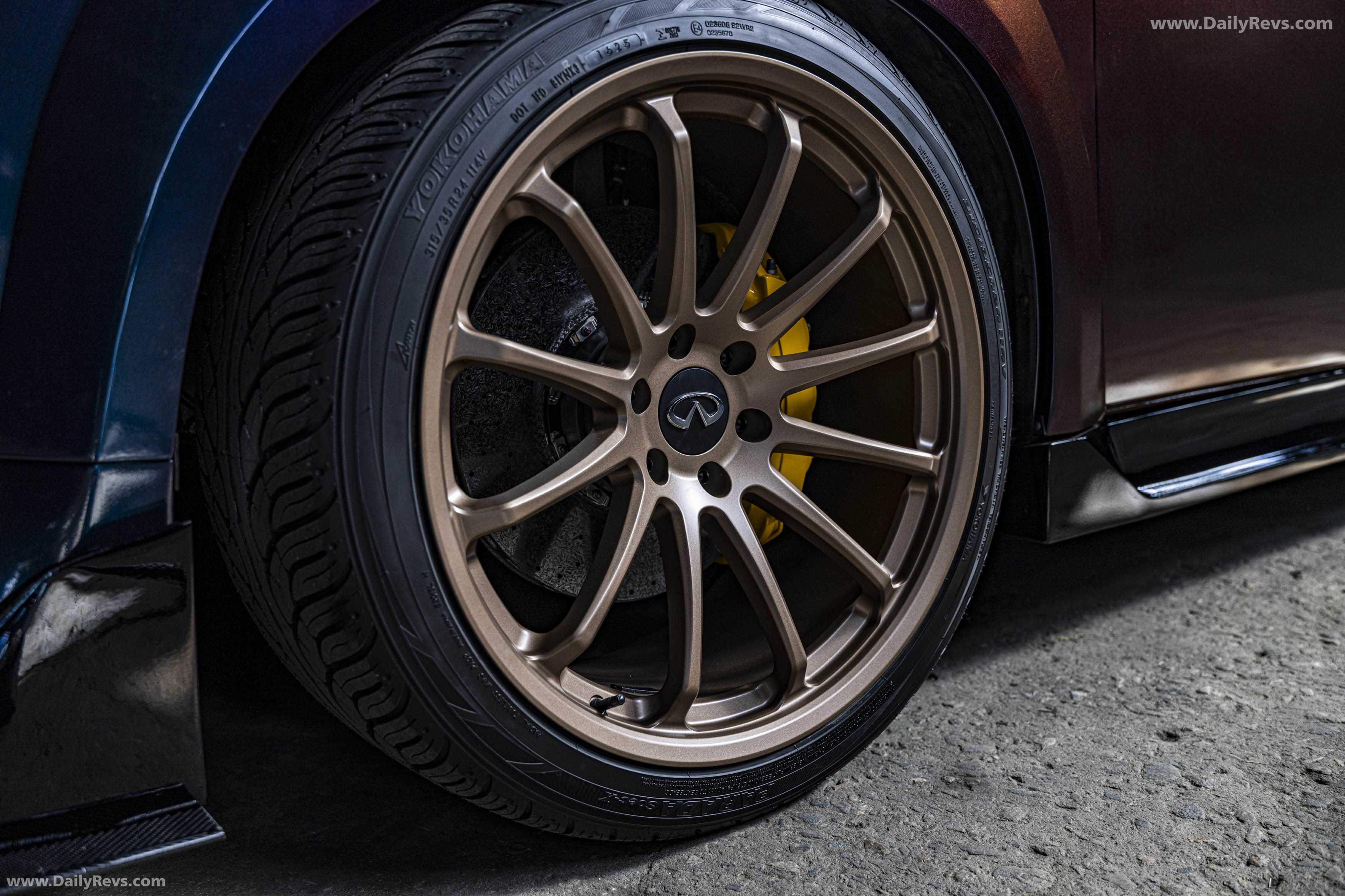 2025 Infiniti QX80 R-Spec Concept Exterior