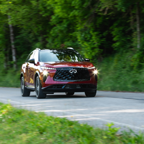 2027 Infiniti QX65 Front View